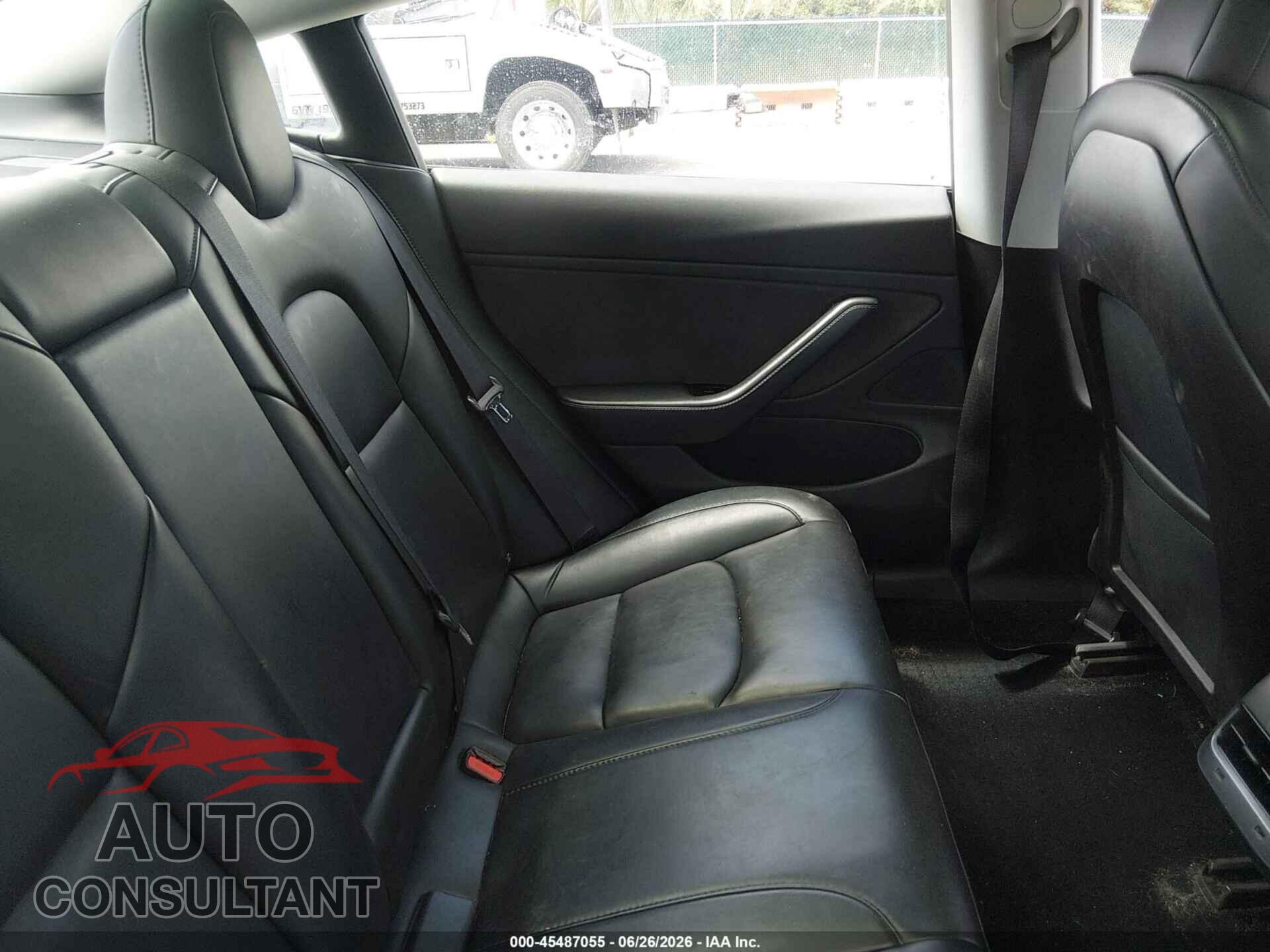 TESLA MODEL 3 2019 - 5YJ3E1EA2KF472596