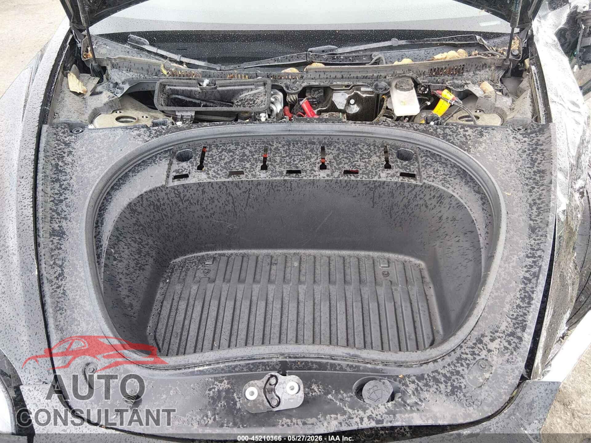 TESLA MODEL 3 2024 - 5YJ3E1EB3RF734533