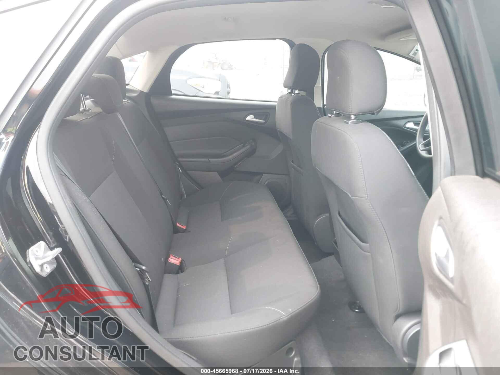 FORD FOCUS 2016 - 1FADP3FE2GL292802