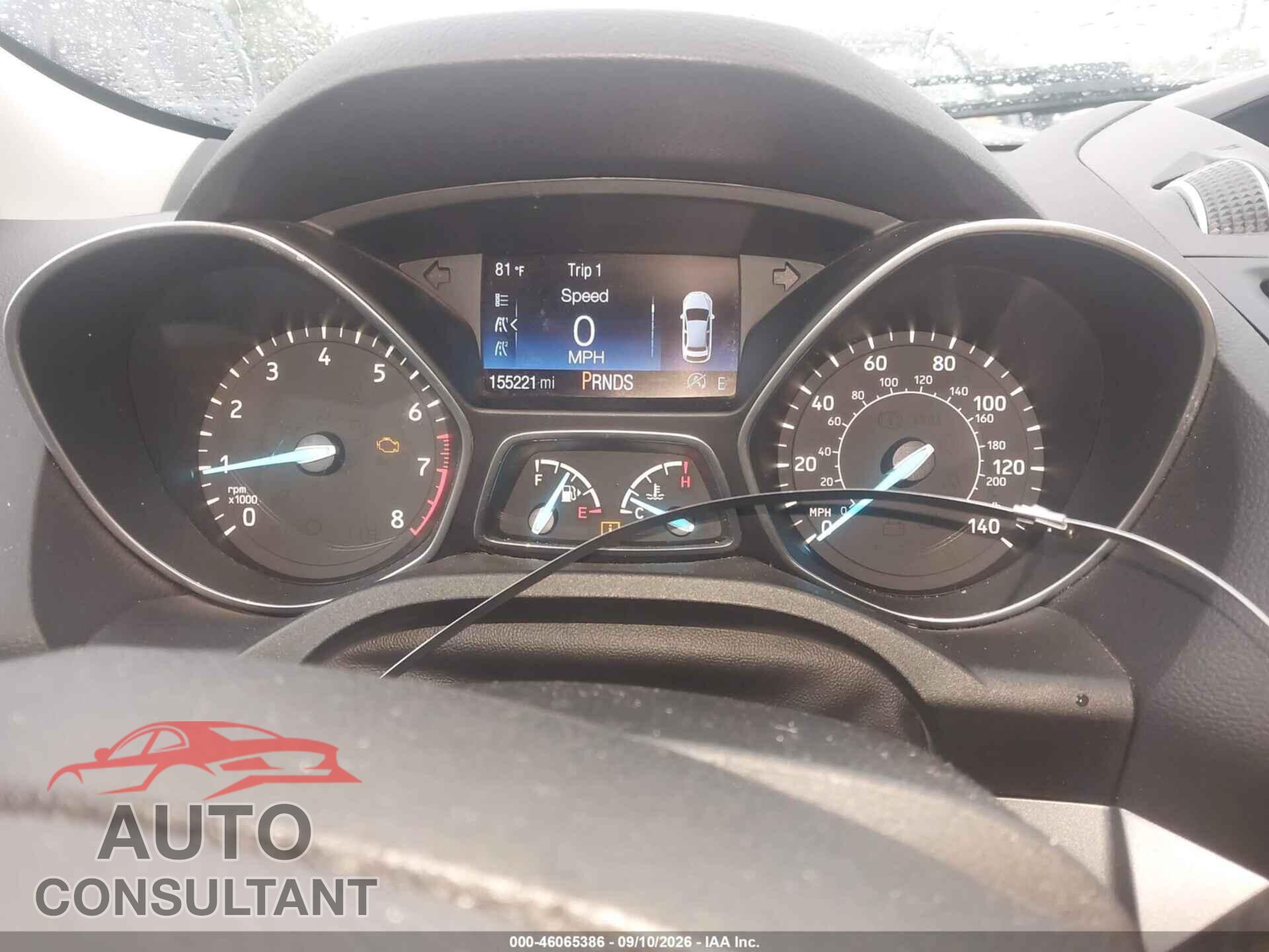 FORD ESCAPE 2017 - 1FMCU0G92HUC65802
