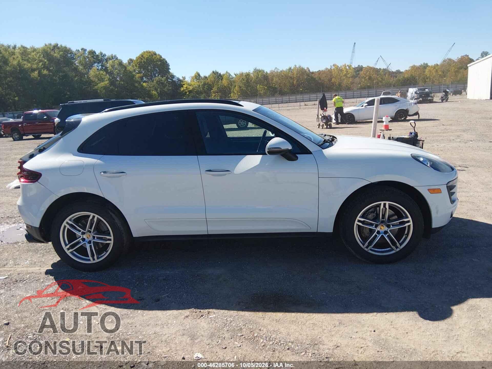 PORSCHE MACAN 2016 - WP1AB2A54GLB54027