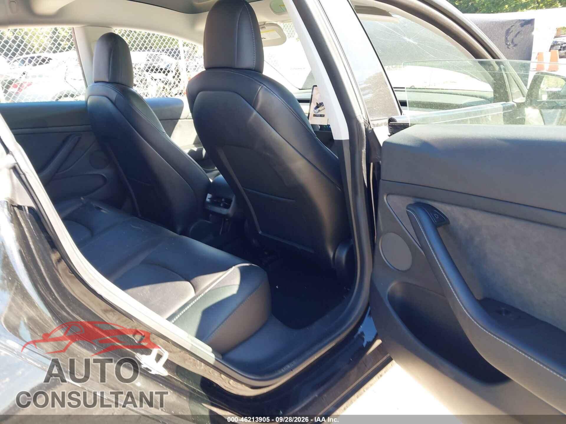TESLA MODEL 3 2021 - 5YJ3E1EA1MF031836