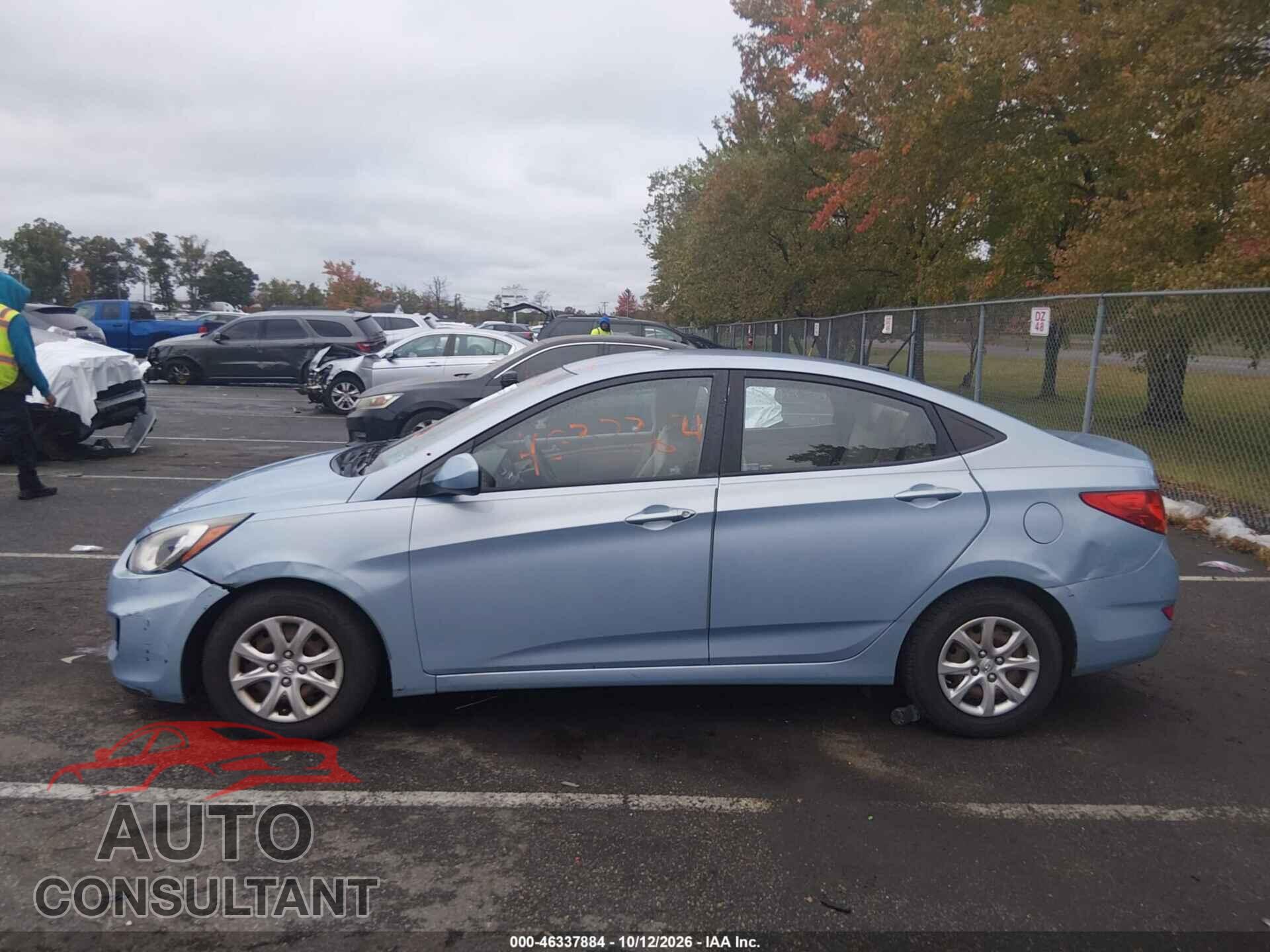 HYUNDAI ACCENT 2014 - KMHCT4AE6EU744946