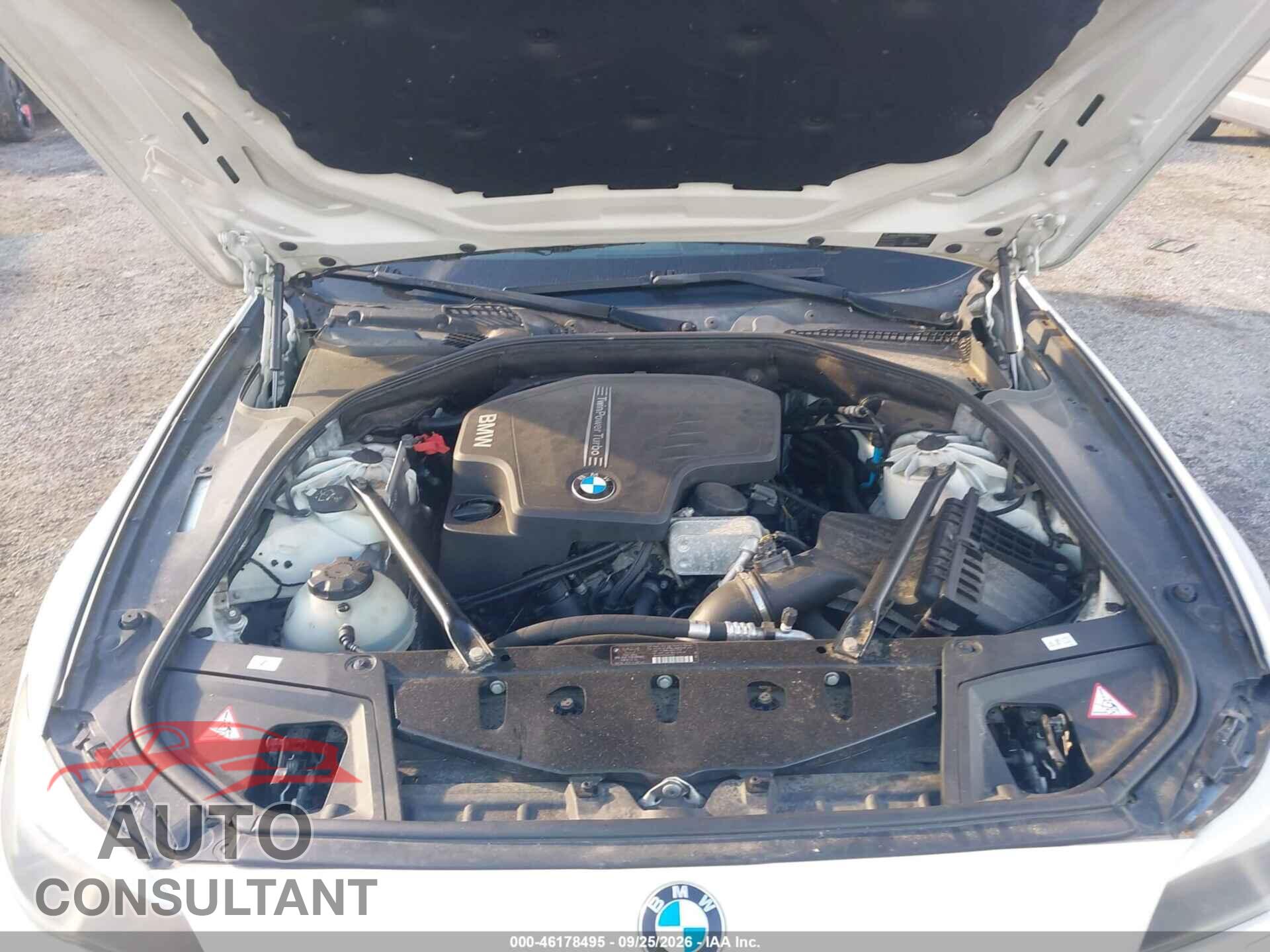 BMW 528I 2012 - WBAXH5C57CDW10080