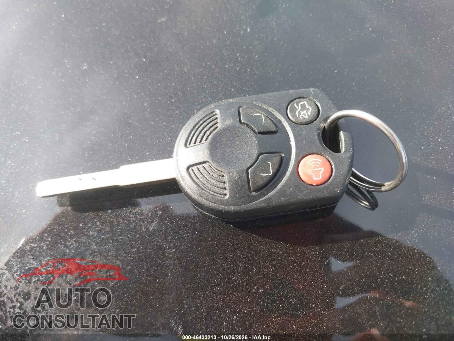 FORD FOCUS 2015 - 1FADP3F23FL302354