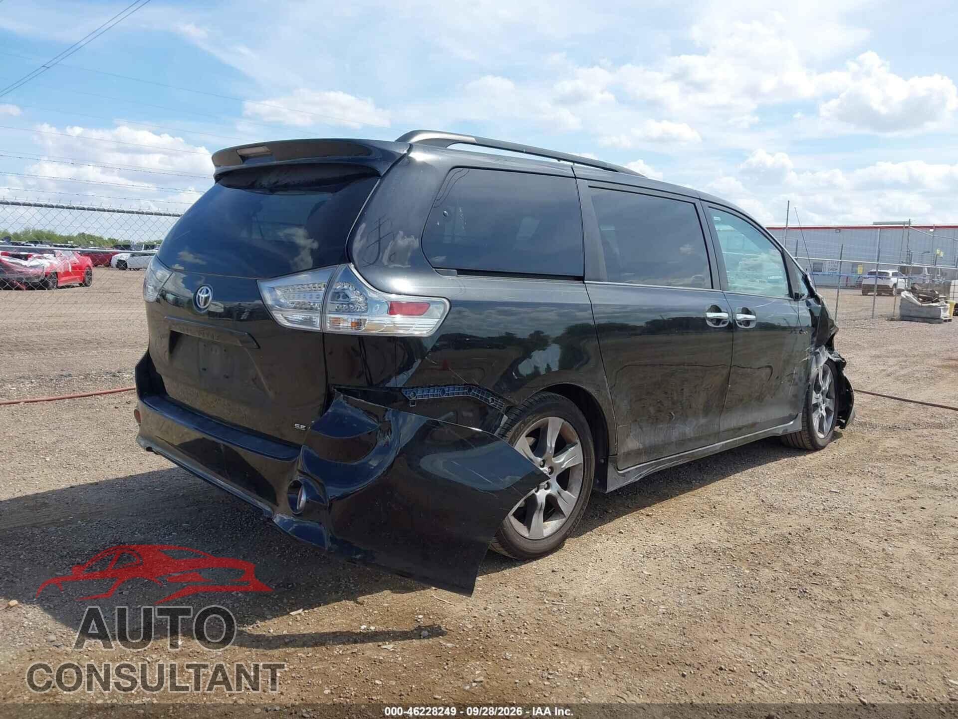 TOYOTA SIENNA 2013 - 5TDXK3DC8DS285998