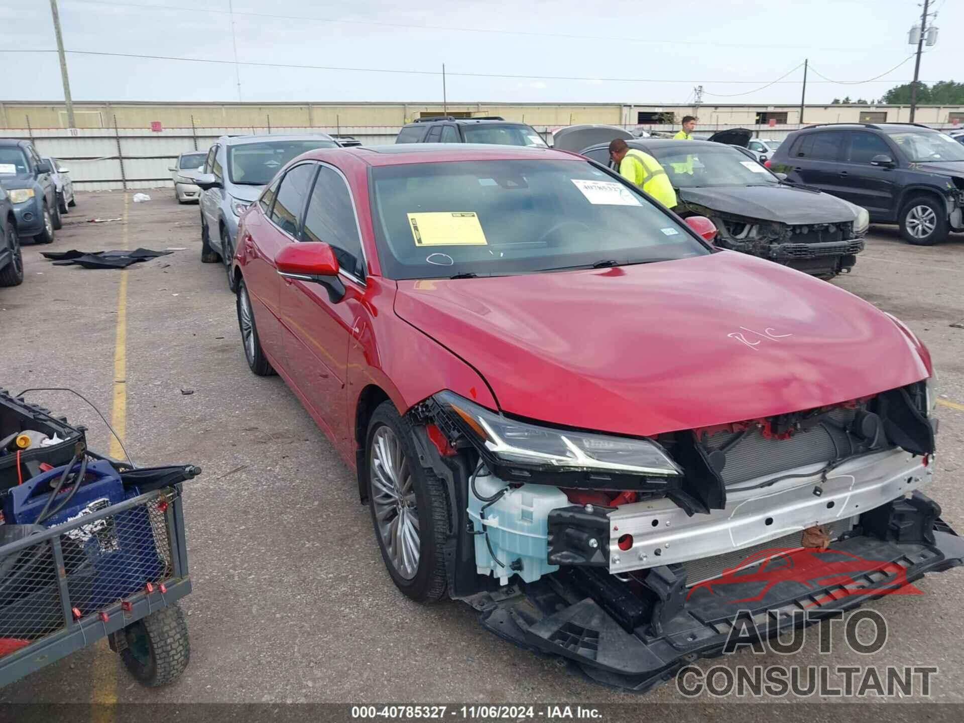 TOYOTA AVALON 2022 - 4T1CZ1FB9NU076555