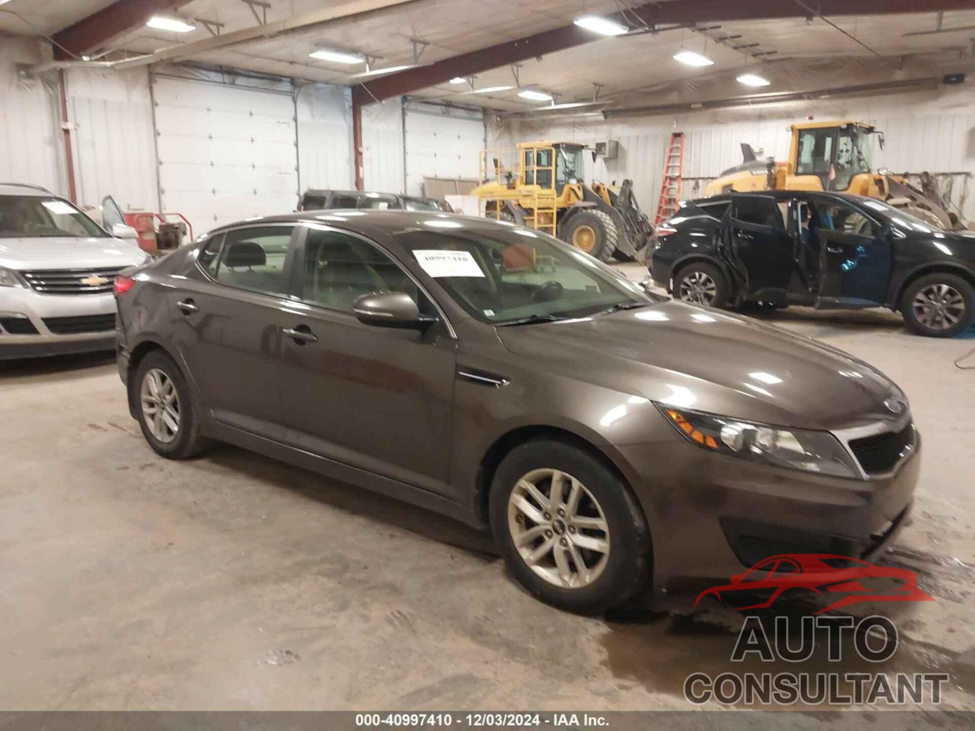 KIA OPTIMA 2011 - KNAGM4A70B5135519