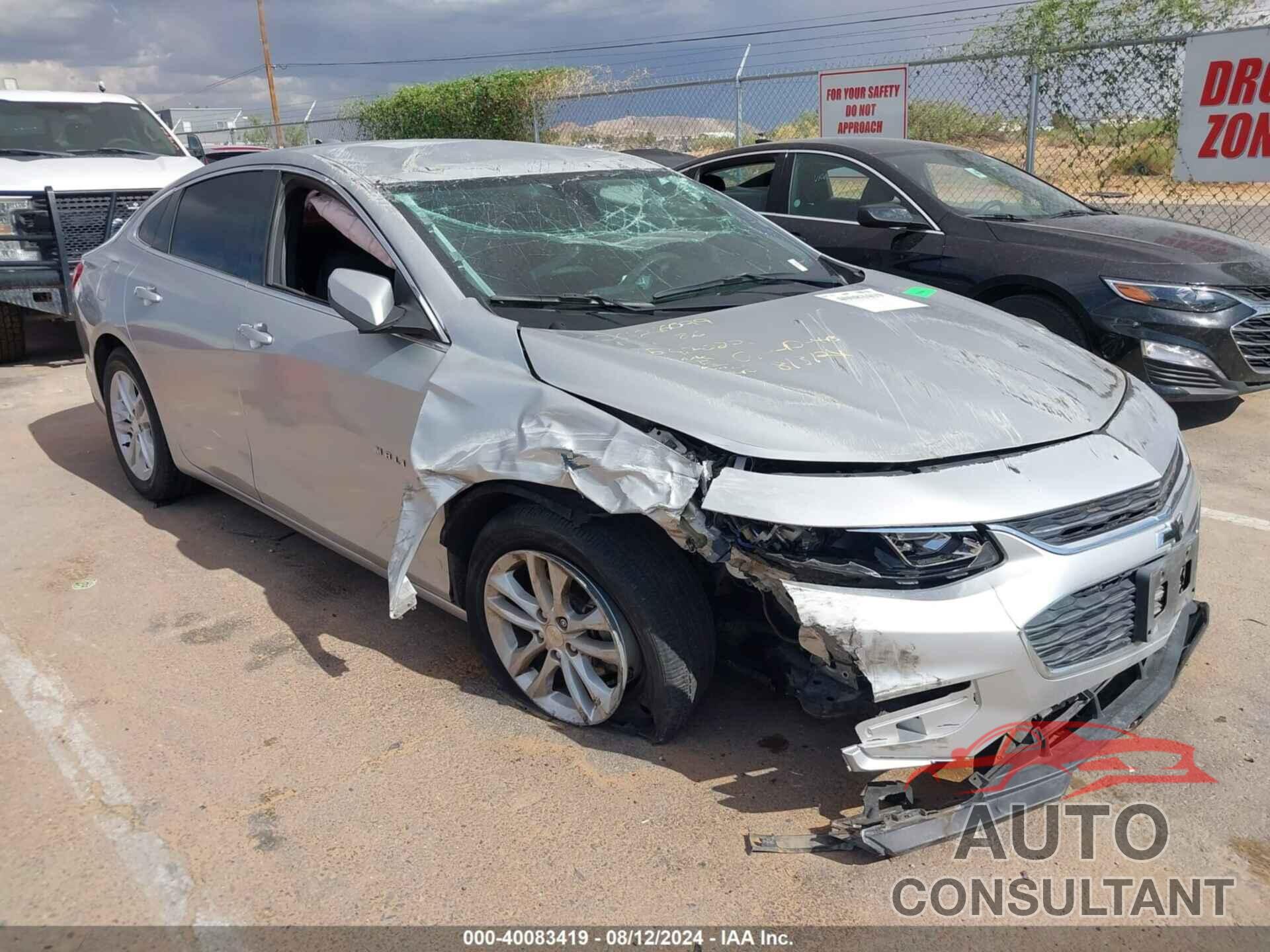 CHEVROLET MALIBU 2017 - 1G1ZE5ST4HF115778