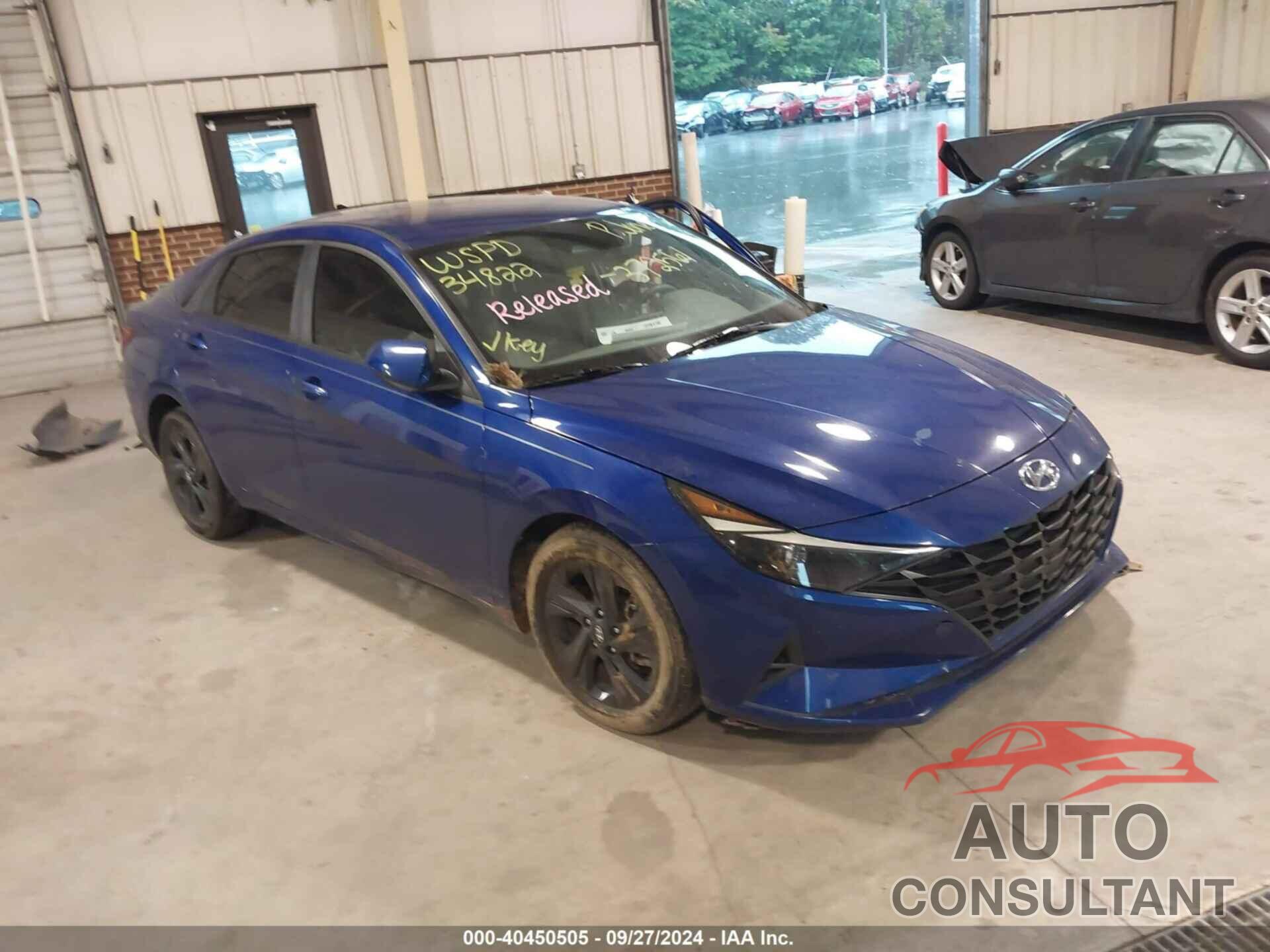 HYUNDAI ELANTRA 2023 - KMHLM4AG8PU372561