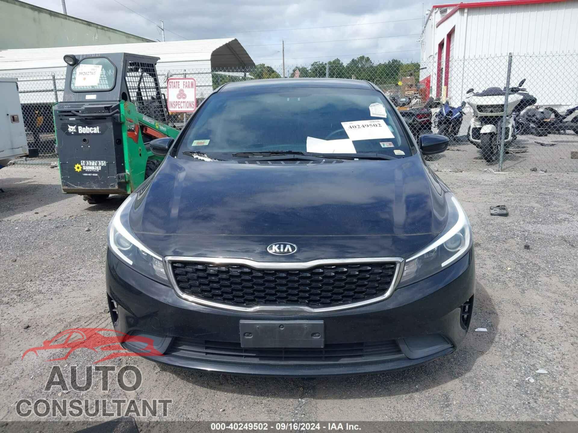 KIA FORTE 2017 - 3KPFK4A75HEE02587