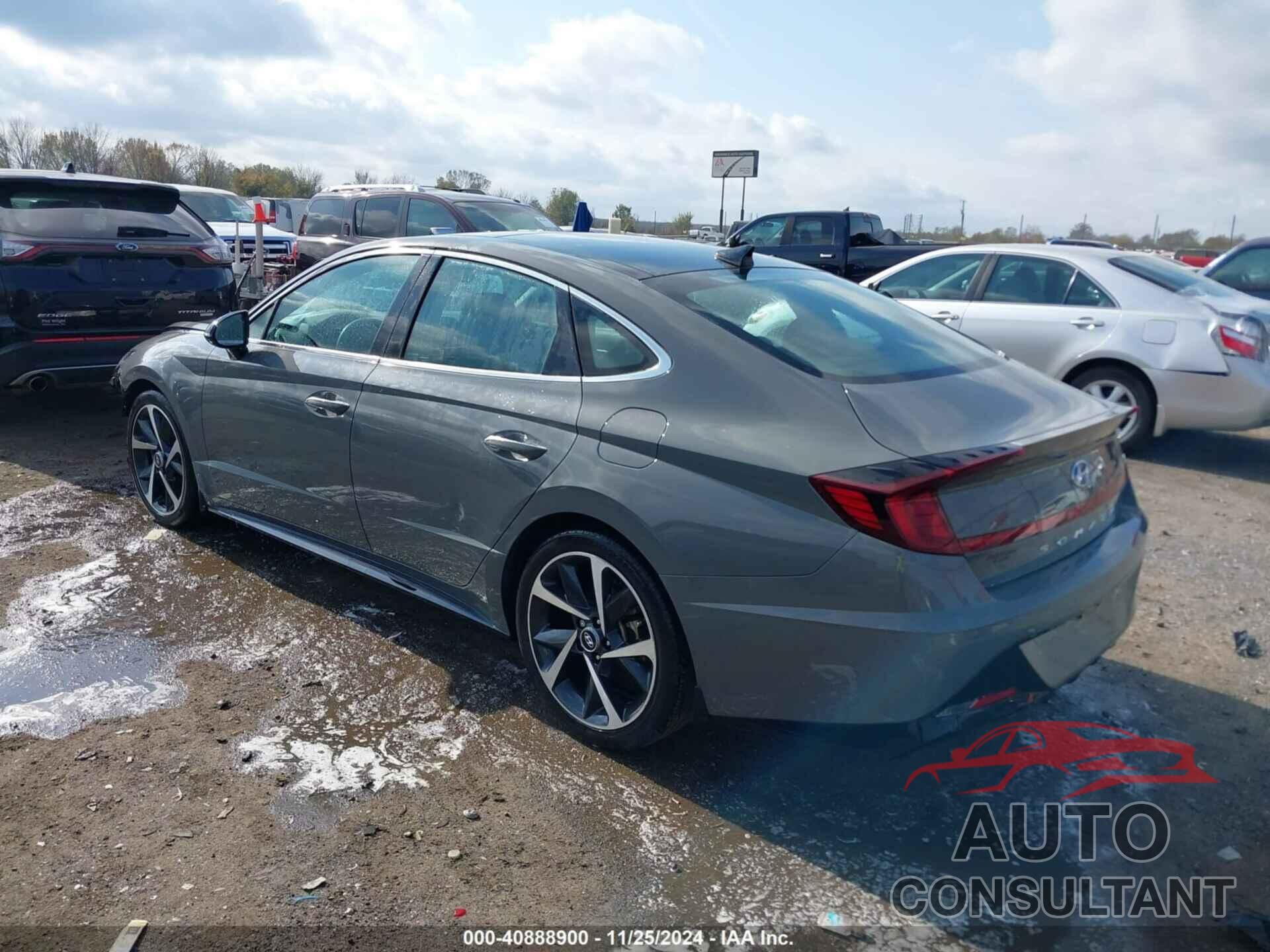 HYUNDAI SONATA 2022 - KMHL44J24NA210090