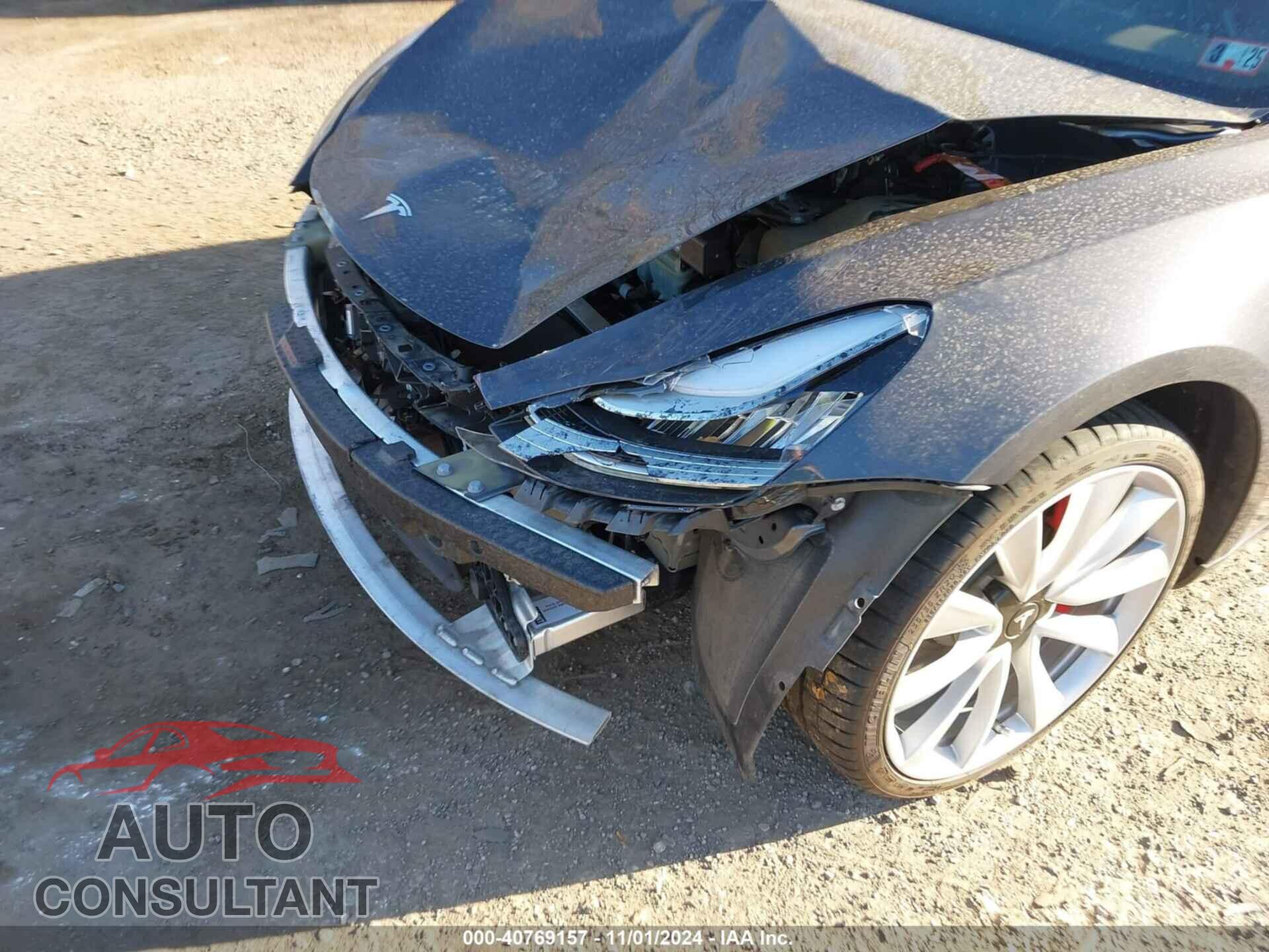 TESLA MODEL 3 2018 - 5YJ3E1EB2JF072982