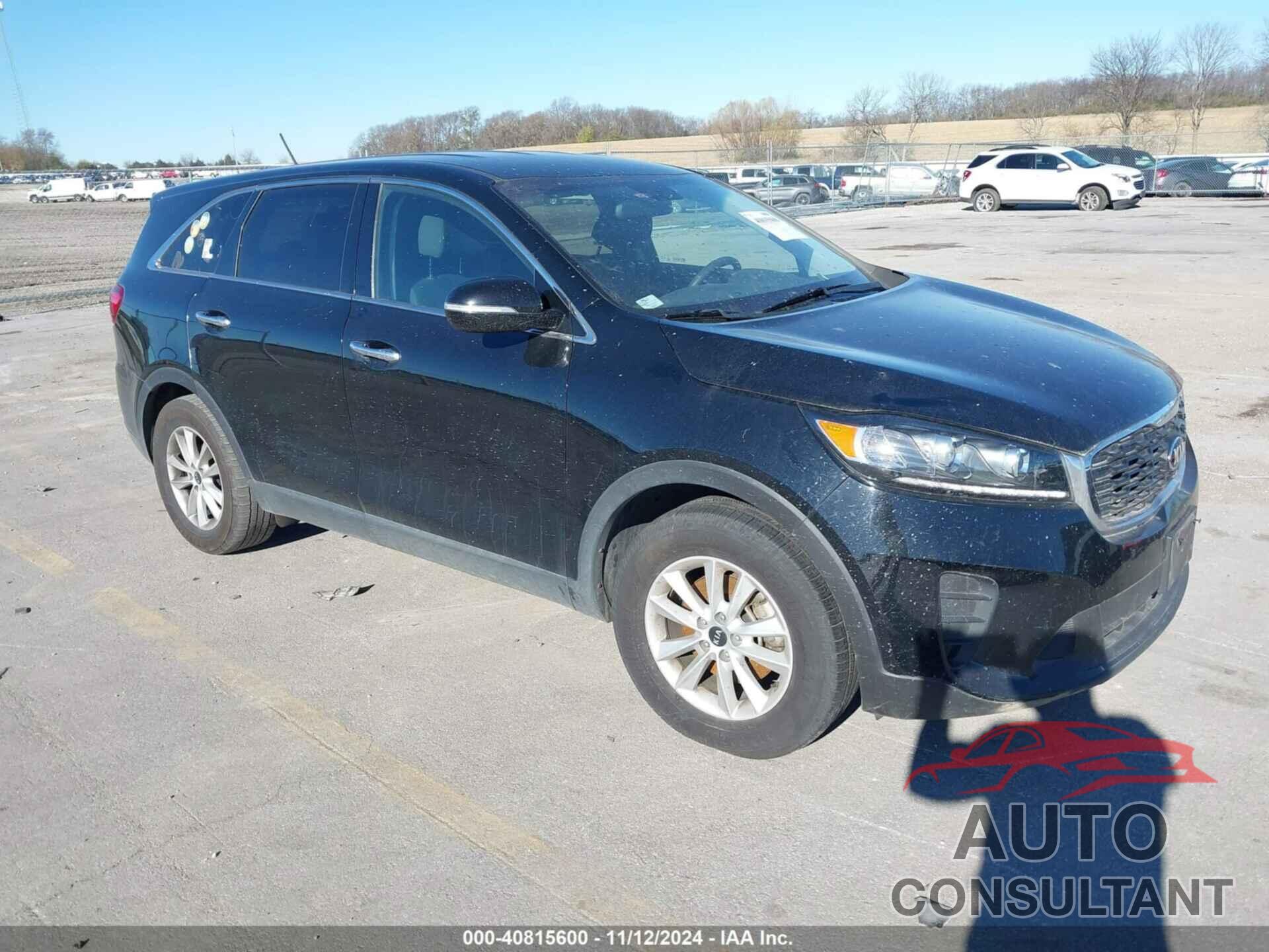 KIA SORENTO 2019 - 5XYPG4A36KG585500