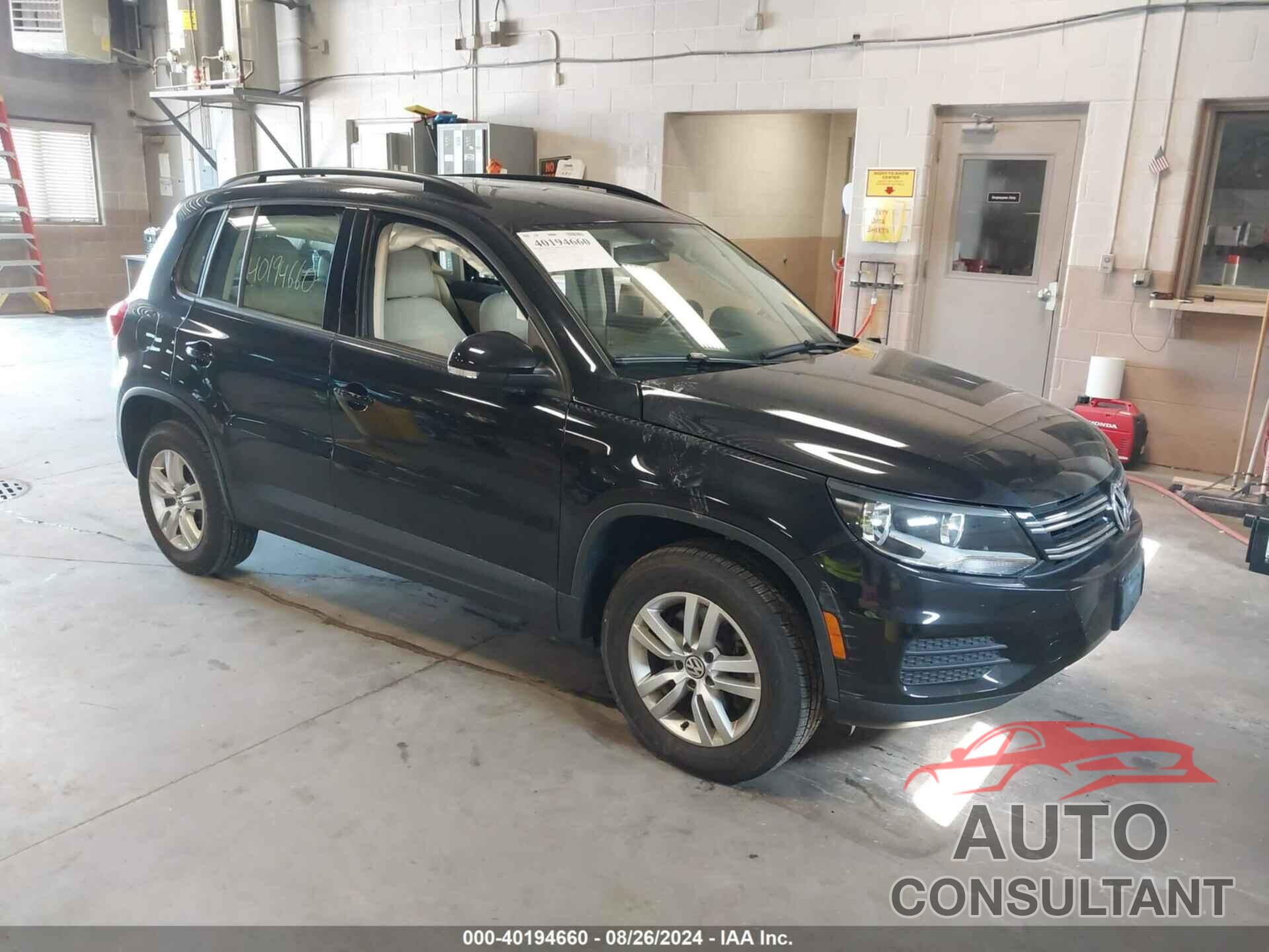 VOLKSWAGEN TIGUAN 2016 - WVGBV7AX3GW607298