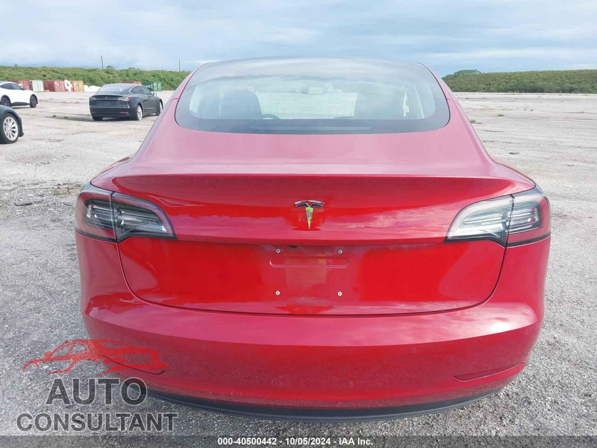TESLA MODEL 3 2018 - 5YJ3E1EA8JF051318
