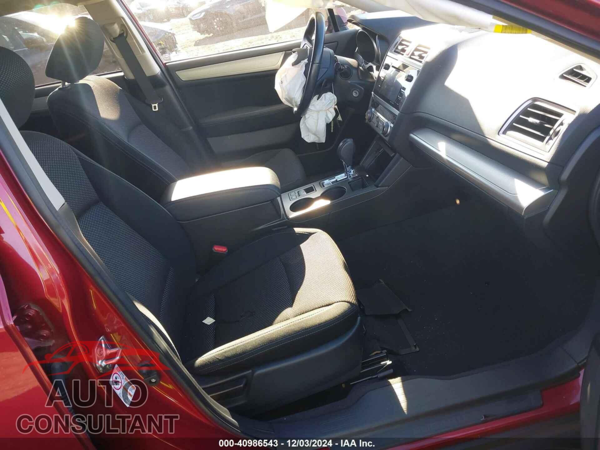 SUBARU OUTBACK 2017 - 4S4BSAFC8H3304645