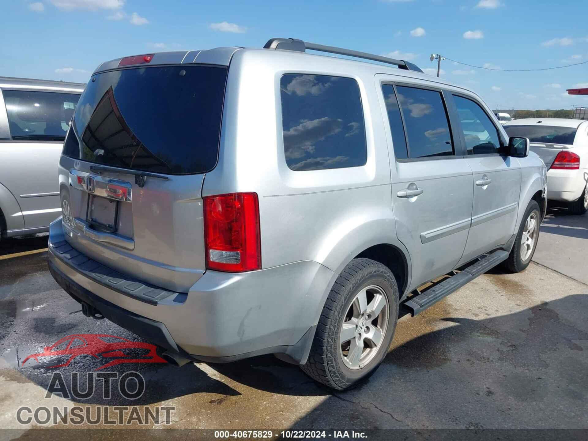 HONDA PILOT 2011 - 5FNYF3H4XBB033392