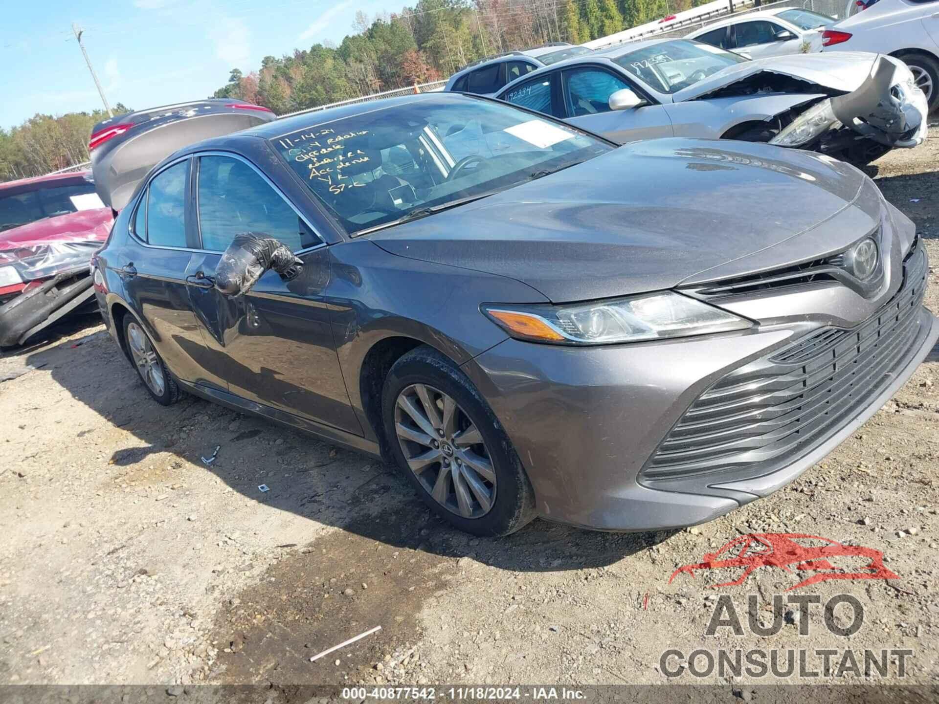 TOYOTA CAMRY 2018 - 4T1B11HK6JU088012