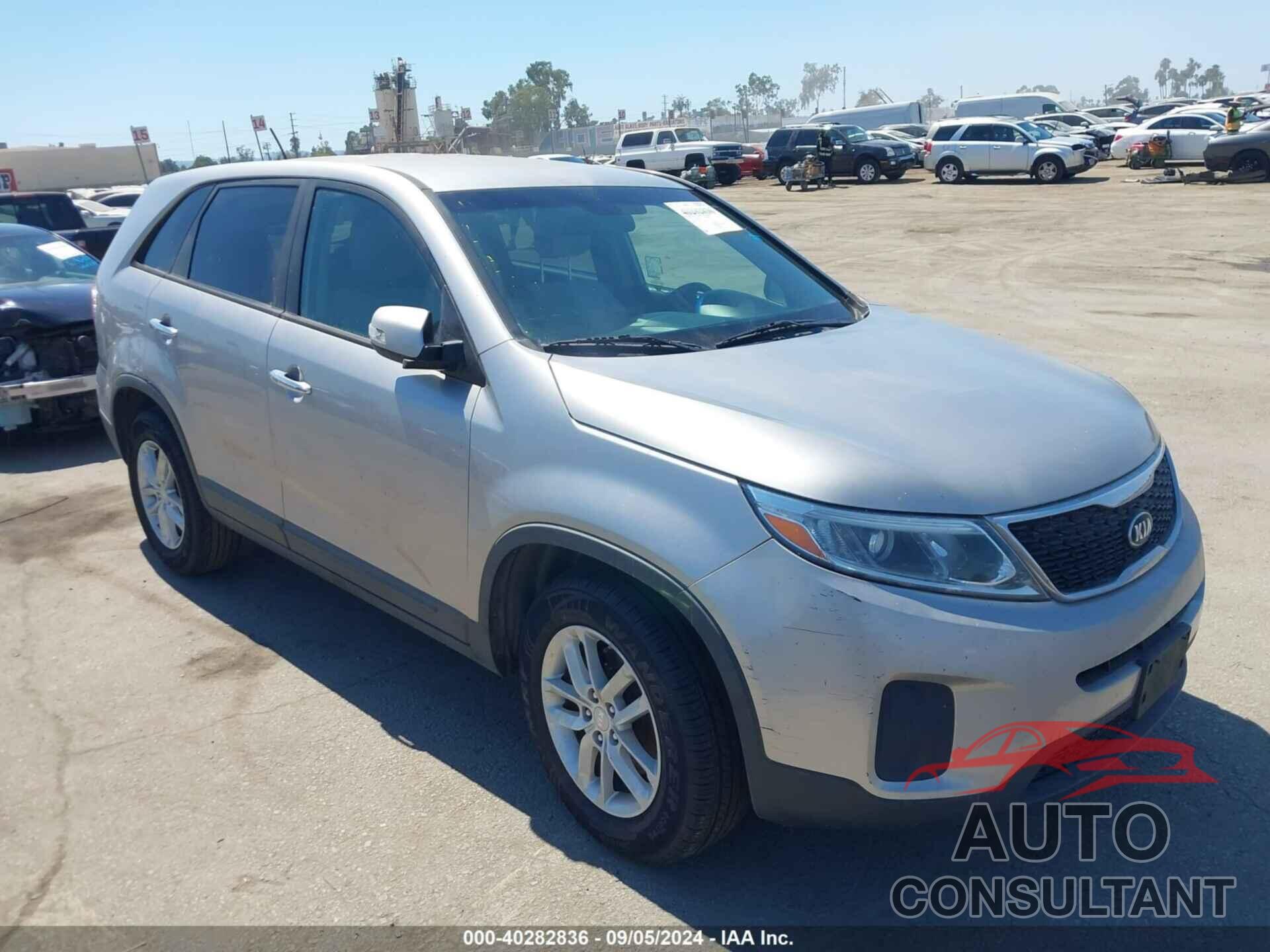 KIA SORENTO 2014 - 5XYKT4A69EG425034