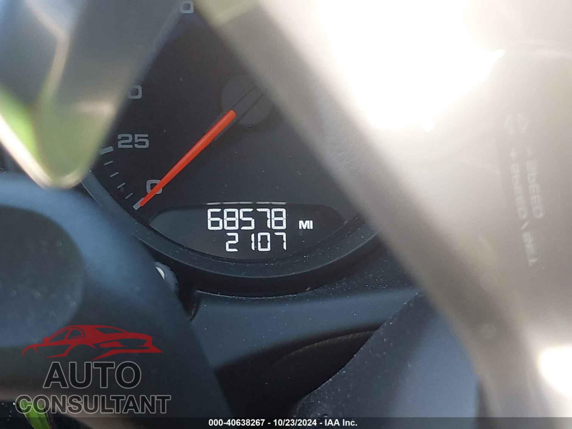 PORSCHE MACAN 2017 - WP1AA2A52HLB83210