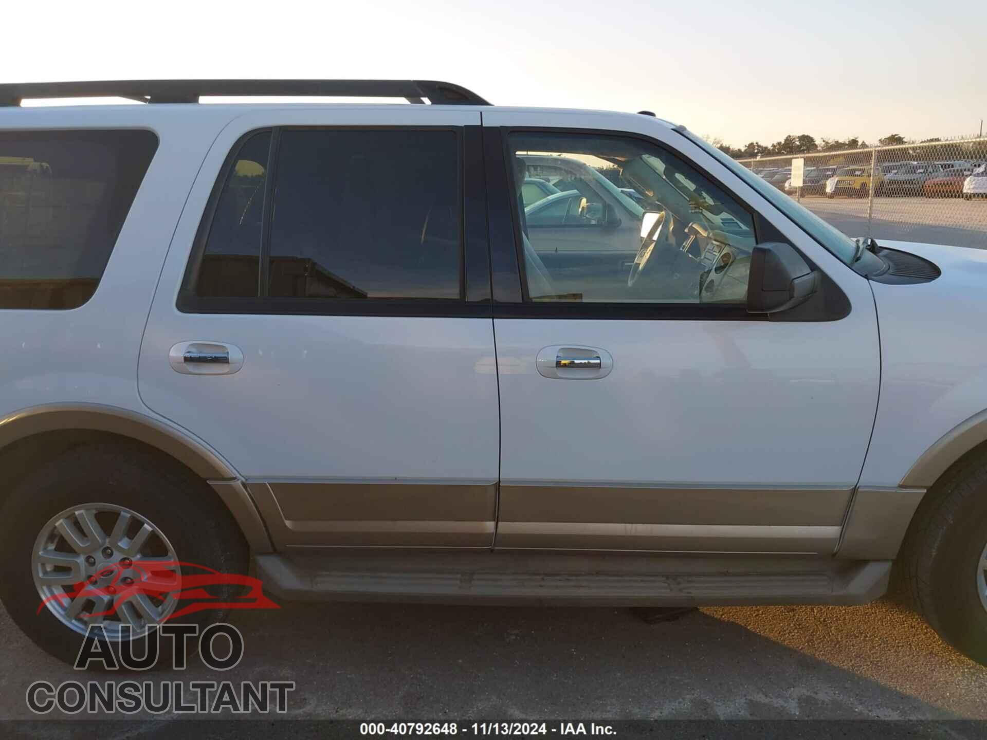 FORD EXPEDITION 2011 - 1FMJU1H59BEF22013