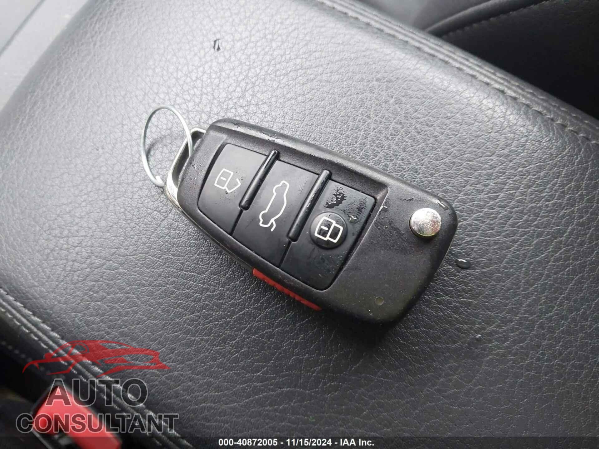 AUDI A3 2019 - WAUBEGFF4KA122305