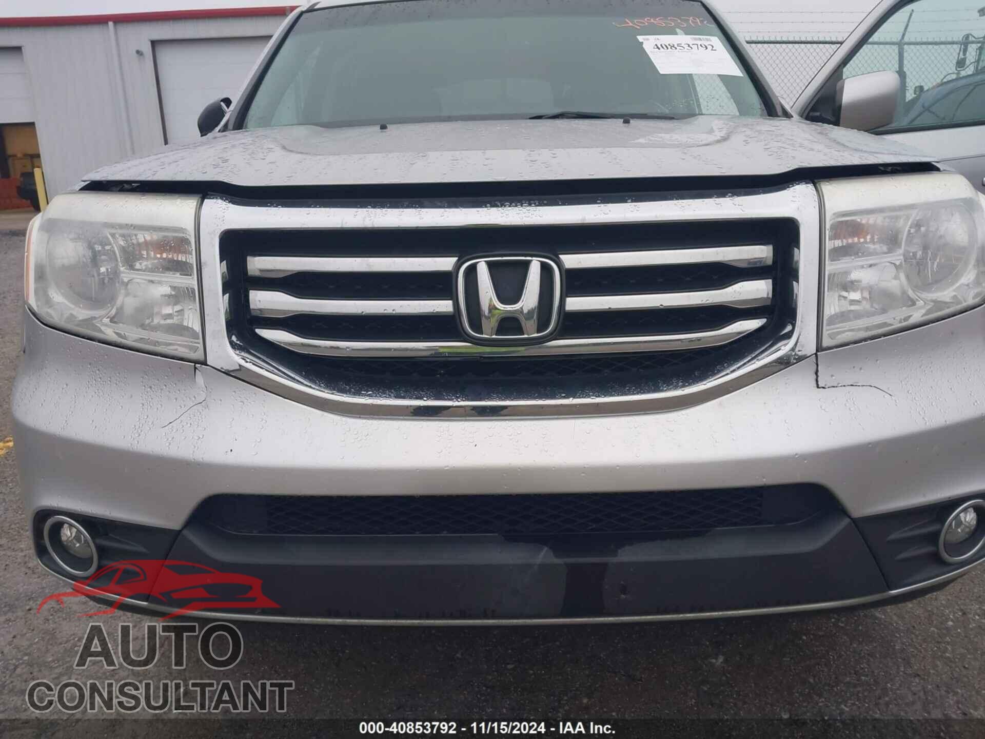 HONDA PILOT 2012 - 5FNYF3H66CB005561