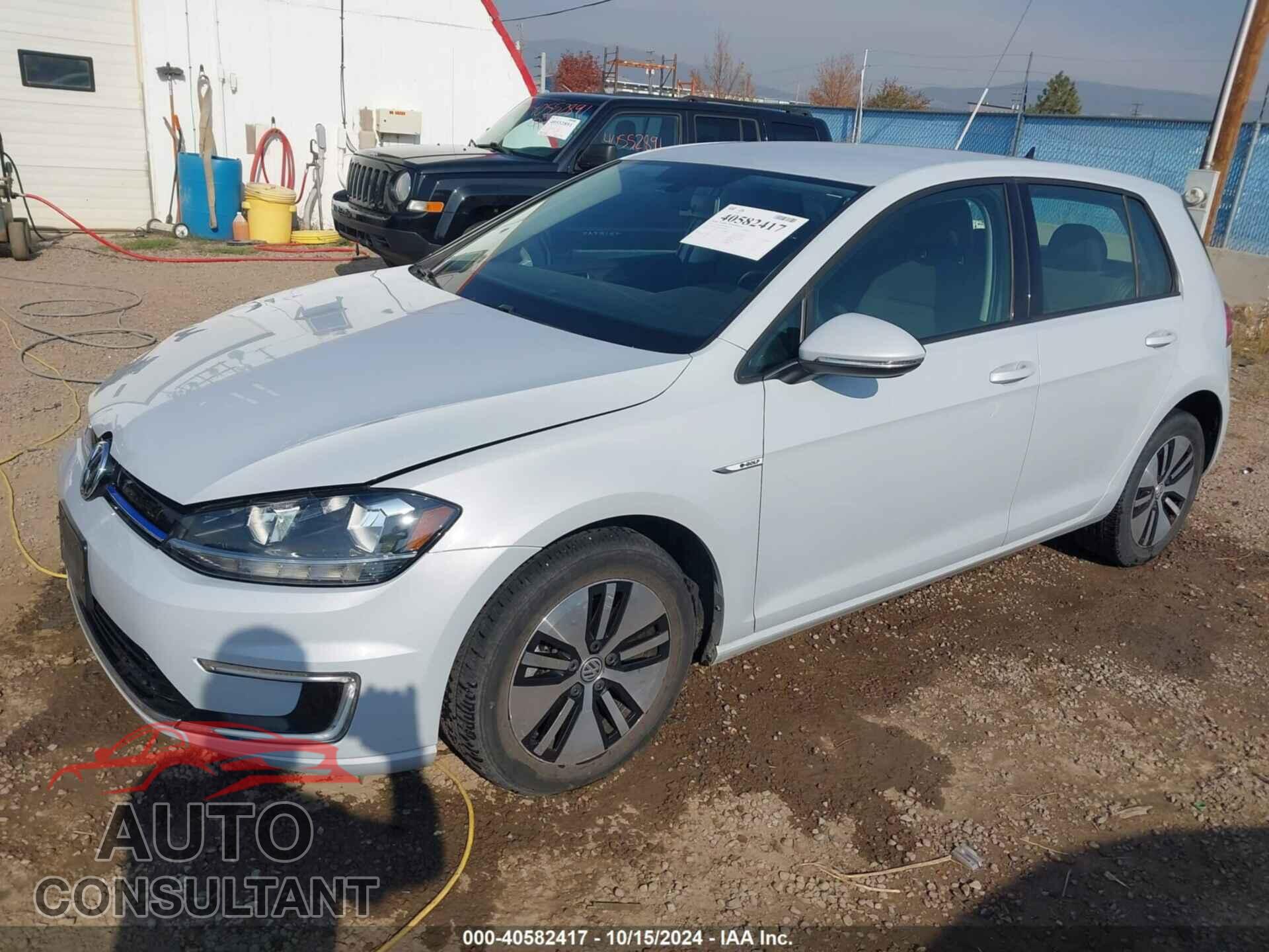 VOLKSWAGEN E-GOLF 2017 - WVWKR7AU2HW954525