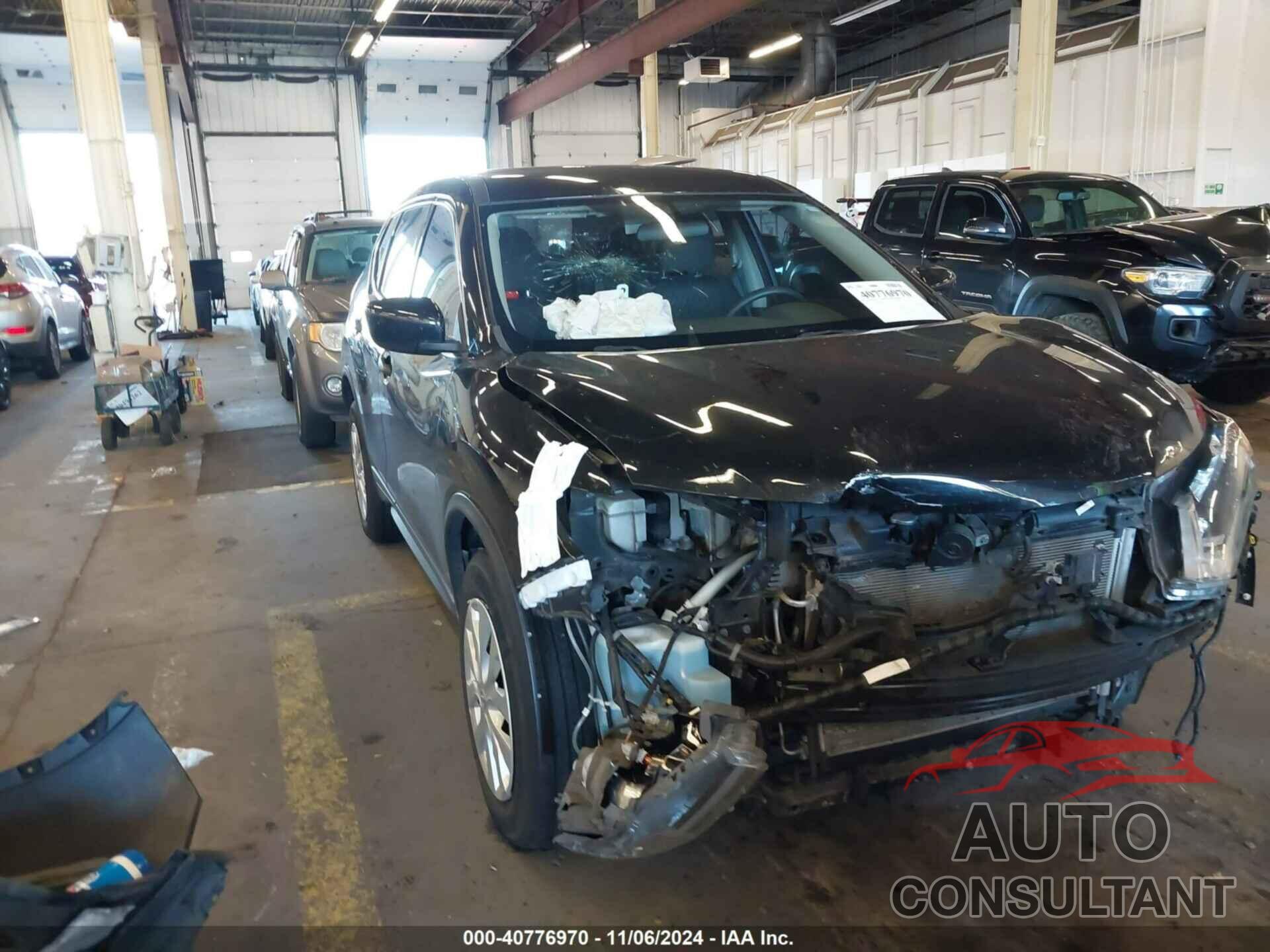 NISSAN ROGUE 2018 - 5N1AT2MV6JC771653