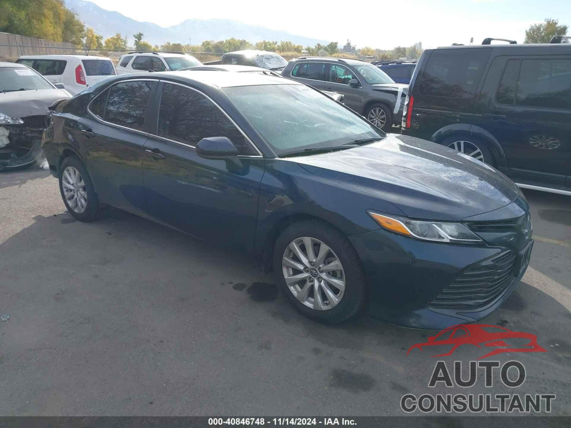 TOYOTA CAMRY 2019 - 4T1B11HK2KU760181