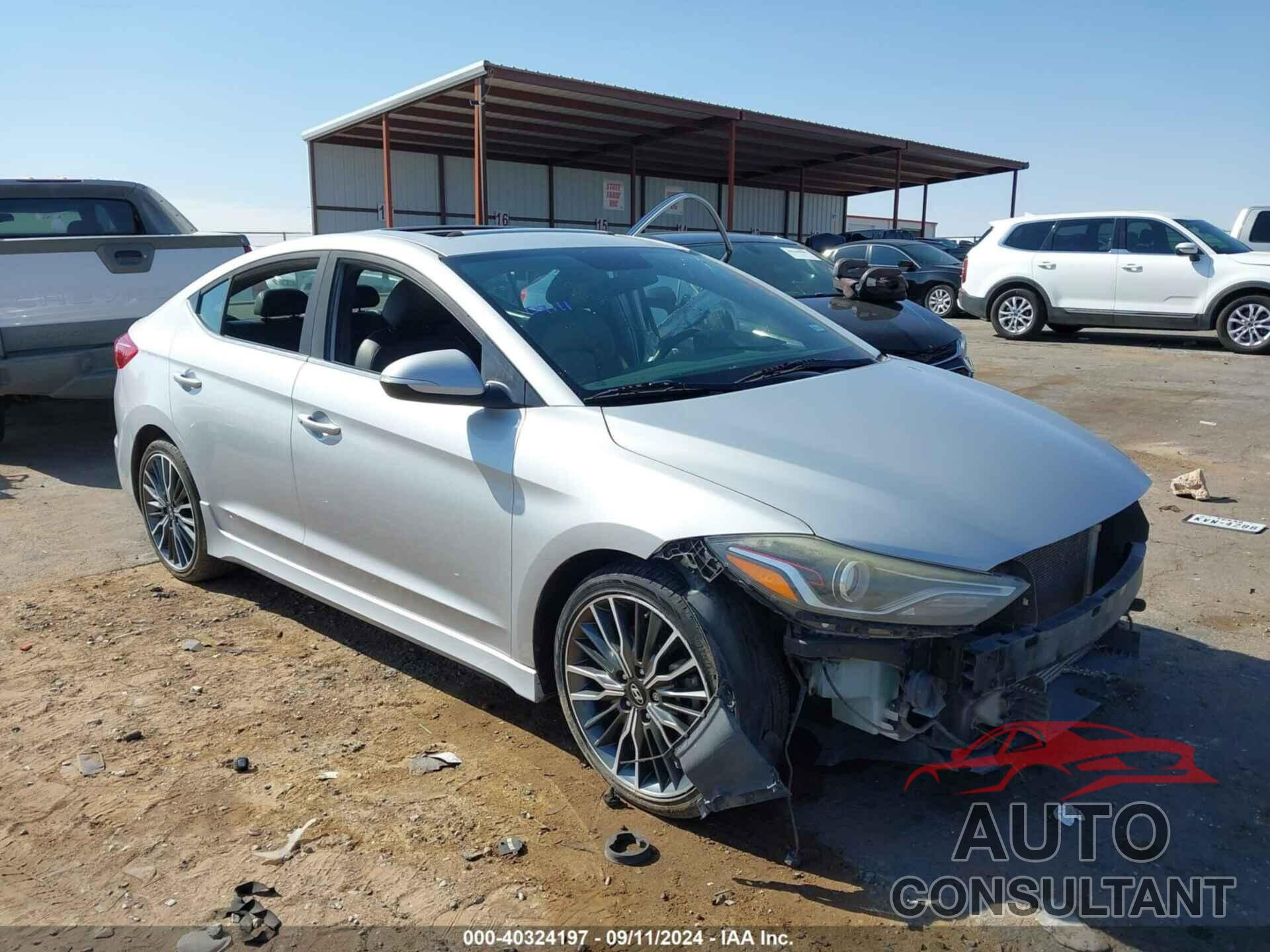 HYUNDAI ELANTRA 2018 - KMHD04LB8JU534231