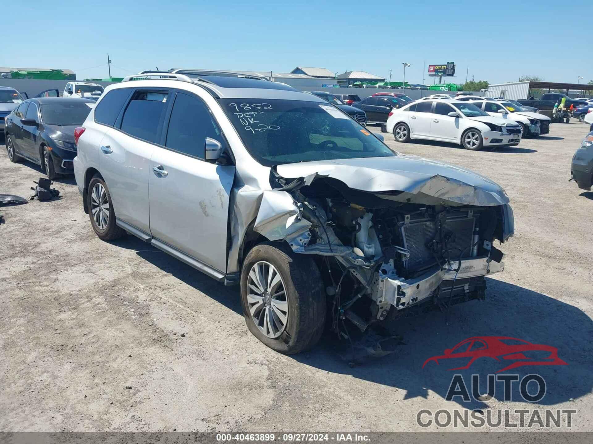 NISSAN PATHFINDER 2017 - 5N1DR2MN6HC643967