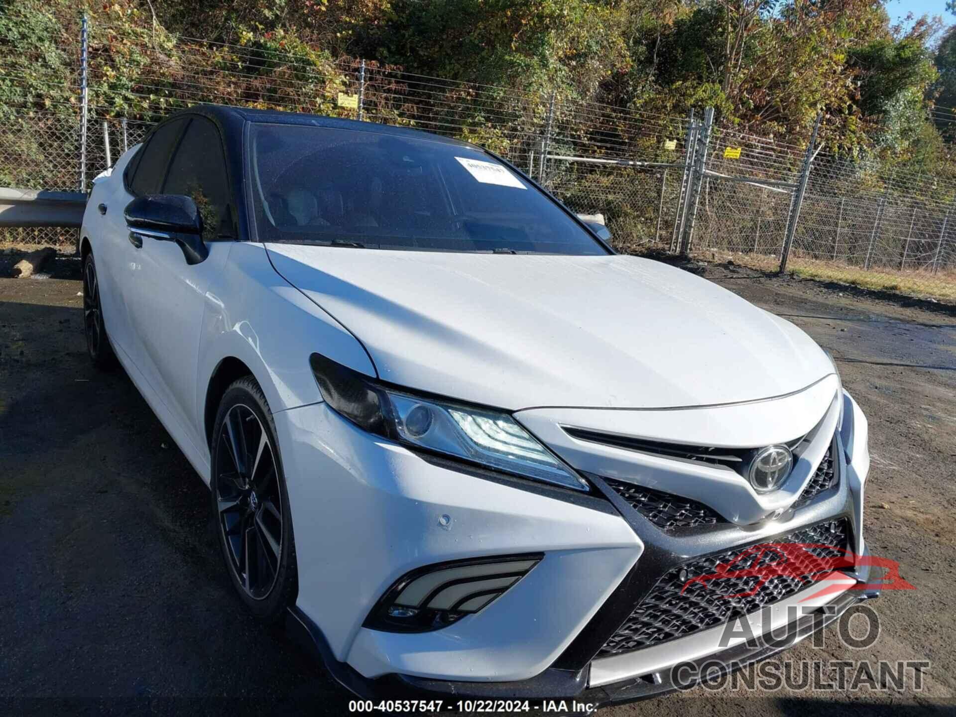 TOYOTA CAMRY 2018 - 4T1BZ1HK2JU014062