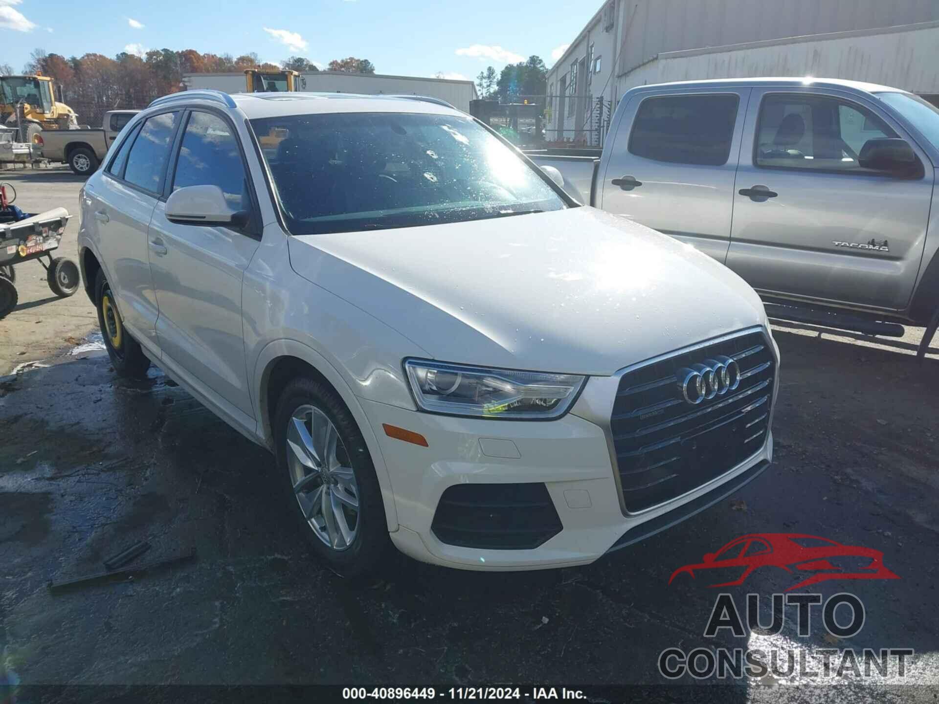 AUDI Q3 2017 - WA1ECCFSXHR013668