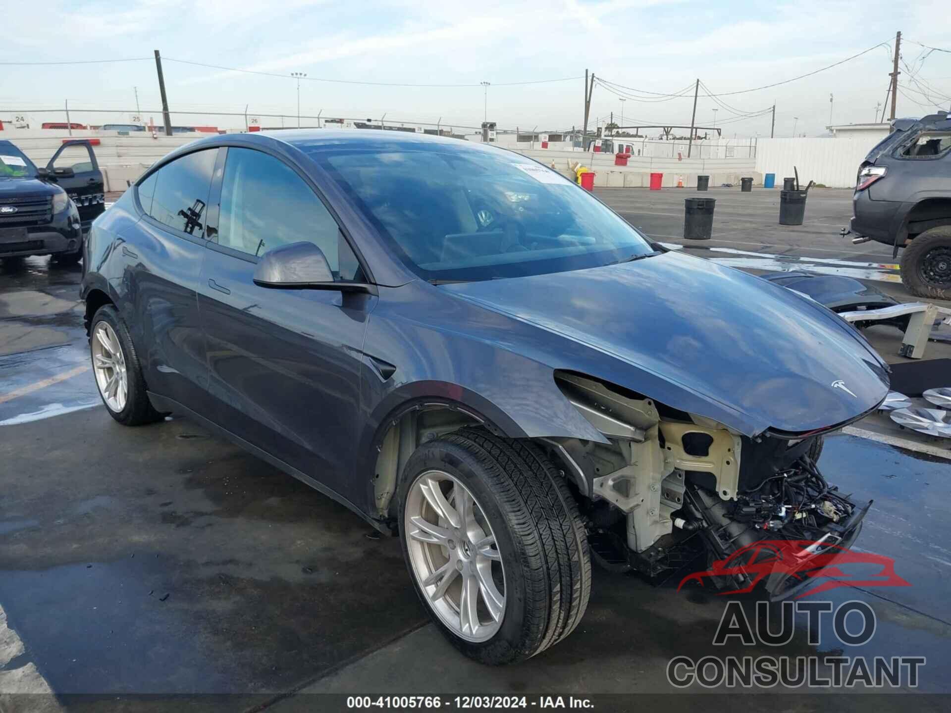 TESLA MODEL Y 2023 - 7SAYGDED1PF940906