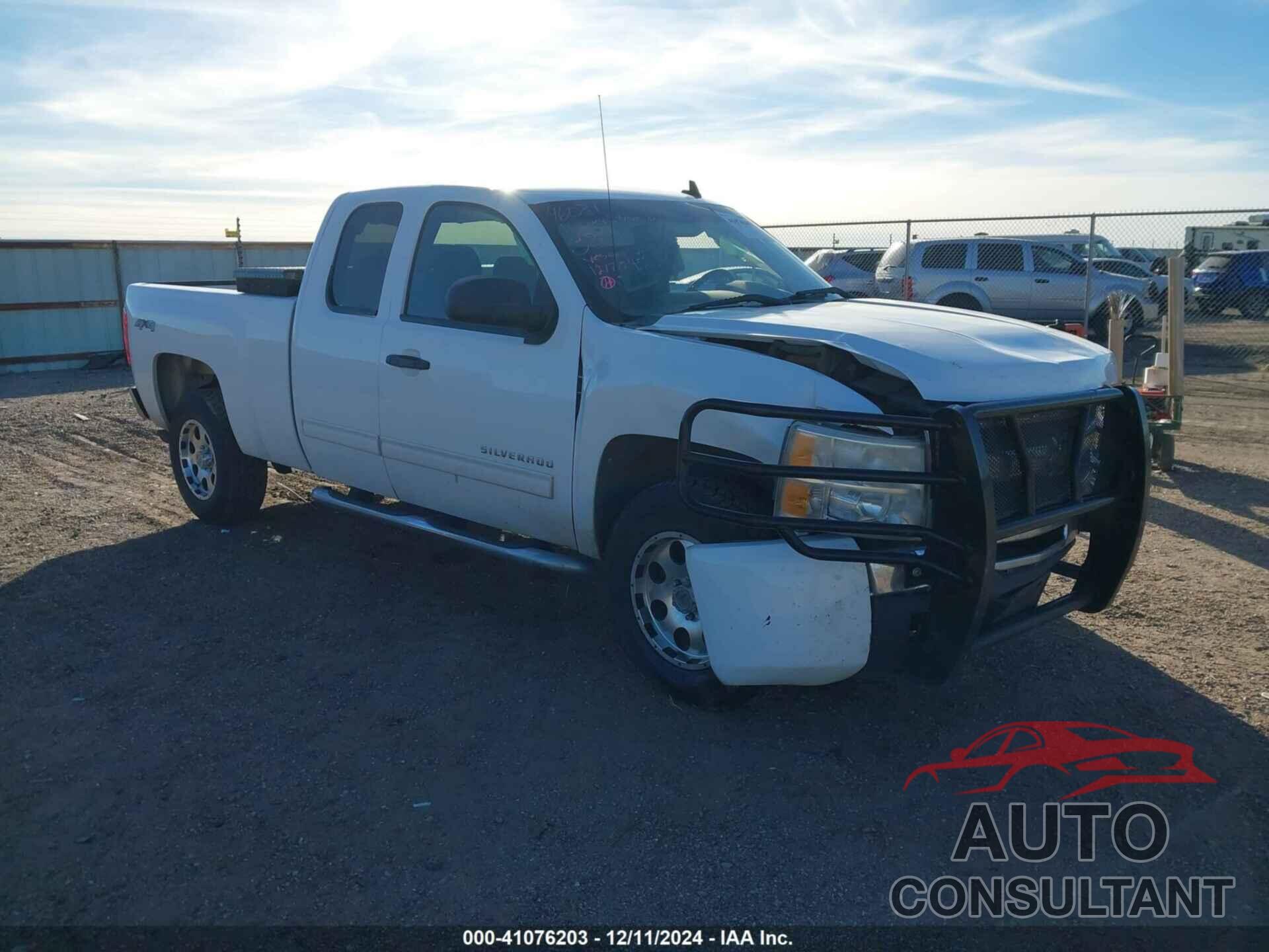 CHEVROLET SILVERADO 1500 2011 - 1GCRKREA1BZ443862