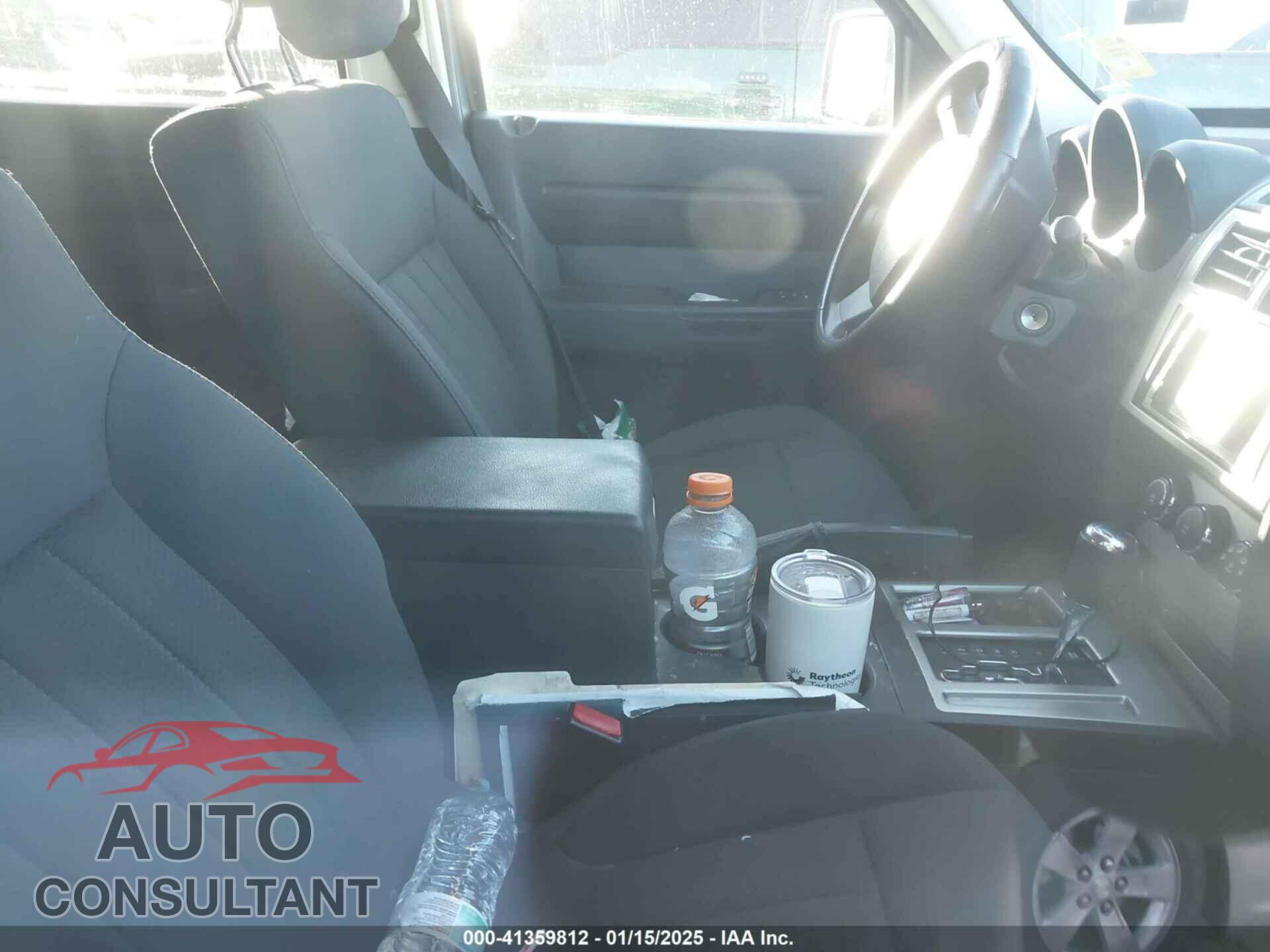 DODGE NITRO 2011 - 1D4PU4GK8BW601404
