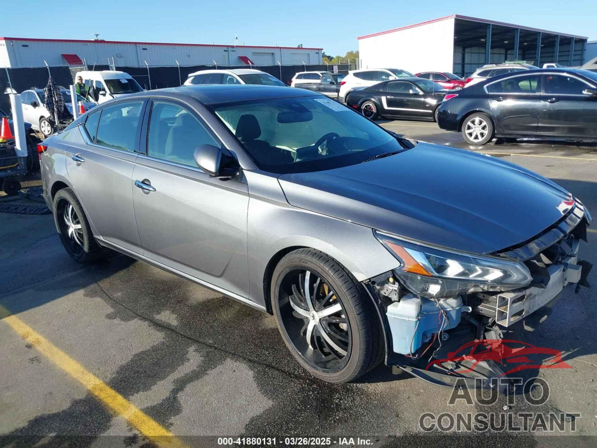 NISSAN ALTIMA 2019 - 1N4BL4DV9KN300192