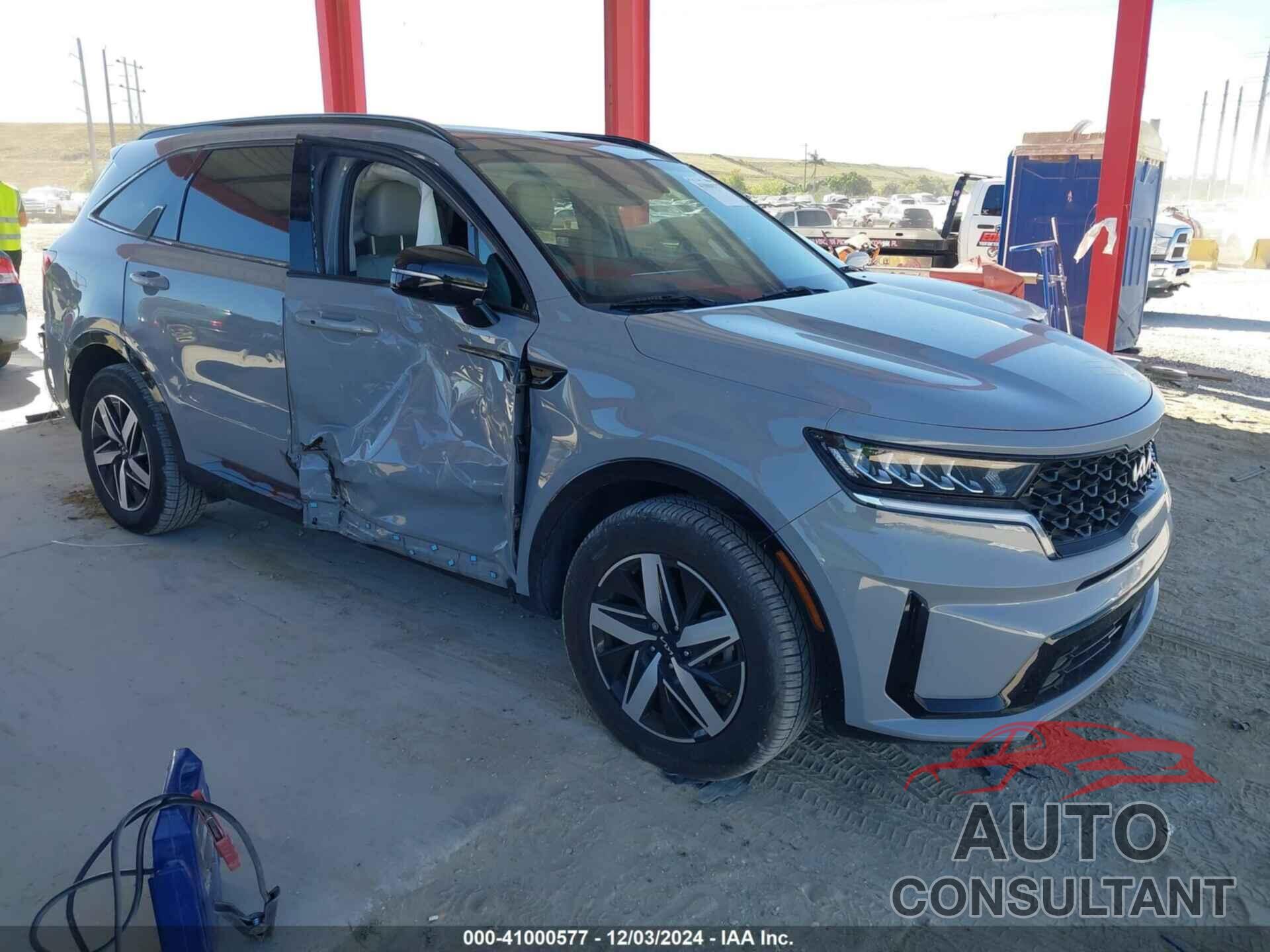 KIA SORENTO 2022 - 5XYRH4LF0NG127324