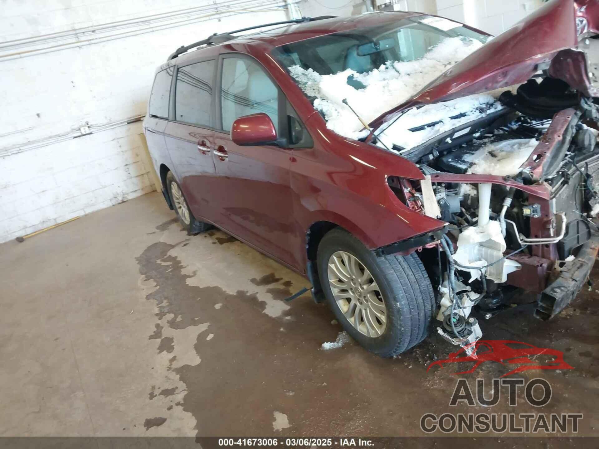 TOYOTA SIENNA 2015 - 5TDYK3DC9FS573696
