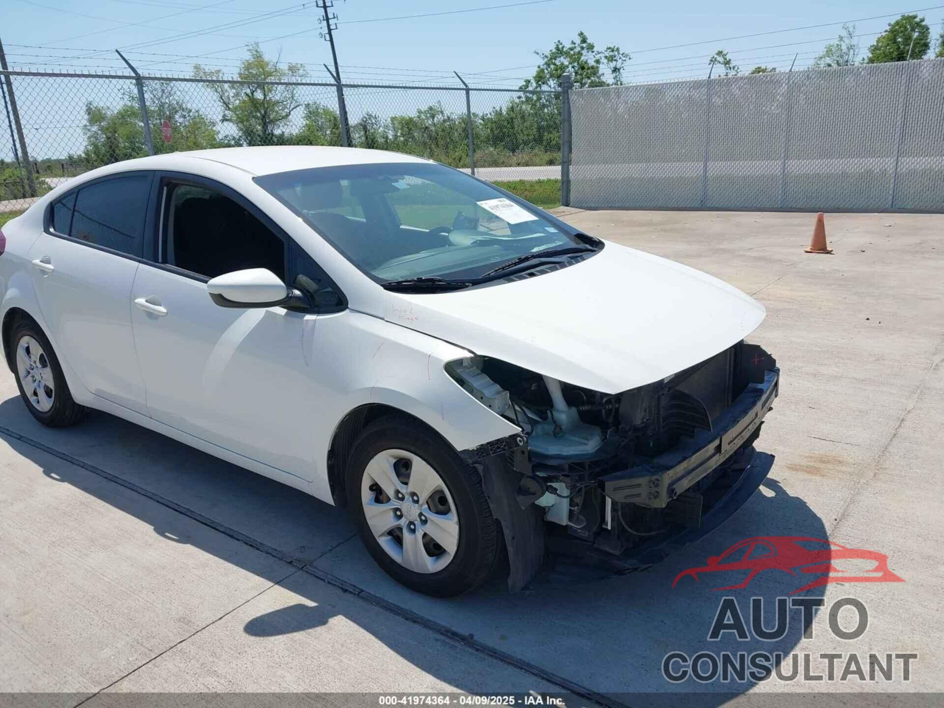 KIA FORTE 2017 - 3KPFK4A79HE074379