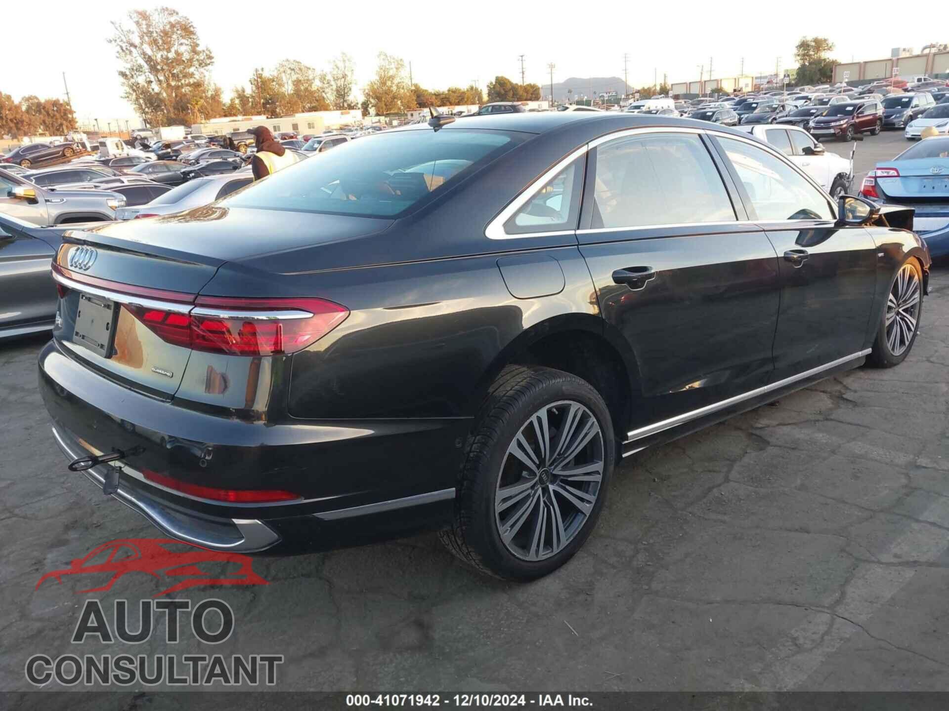 AUDI A8 2022 - WAULDAF80NN002875