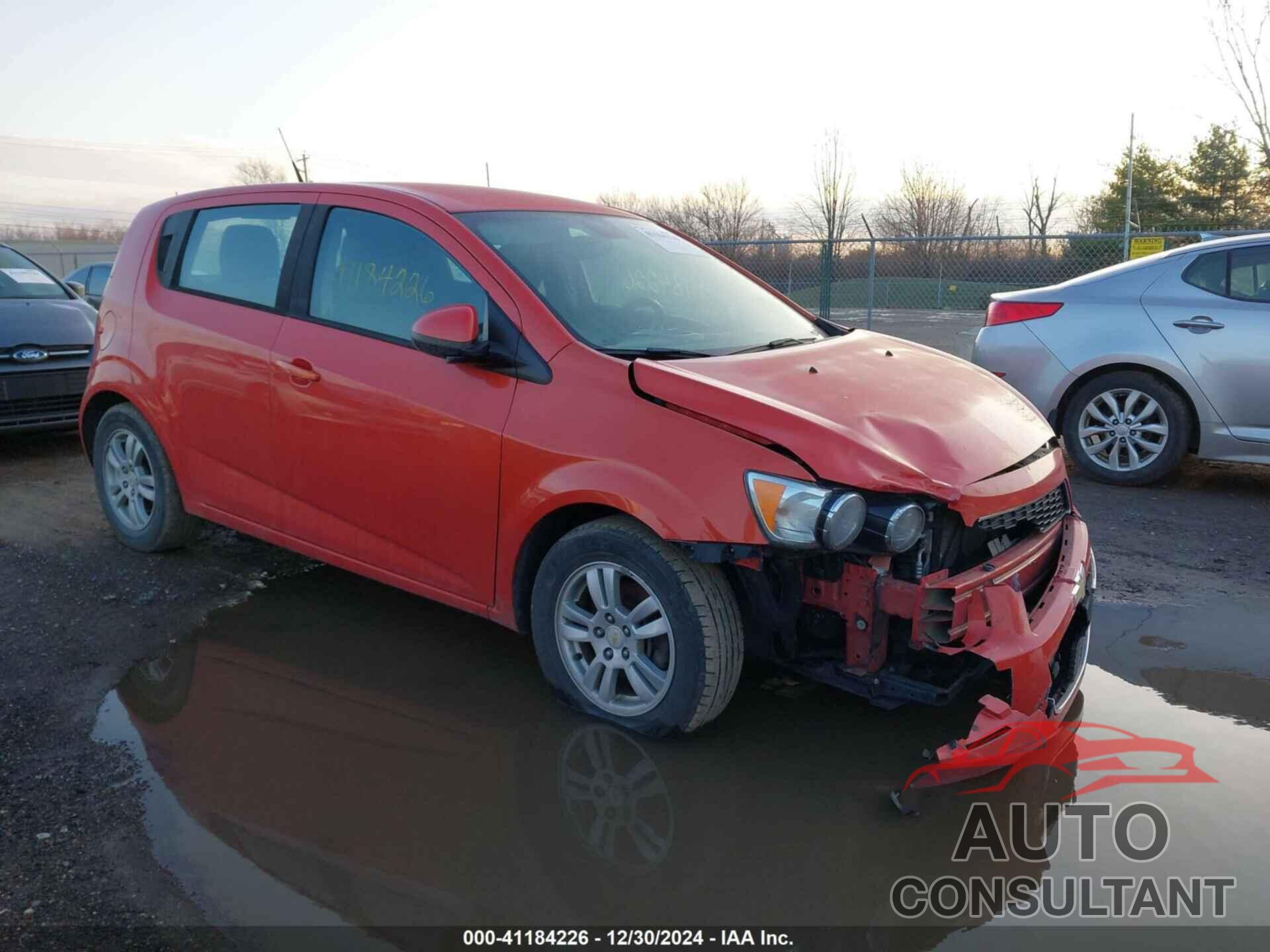 CHEVROLET SONIC 2012 - 1G1JA6SH9C4179815