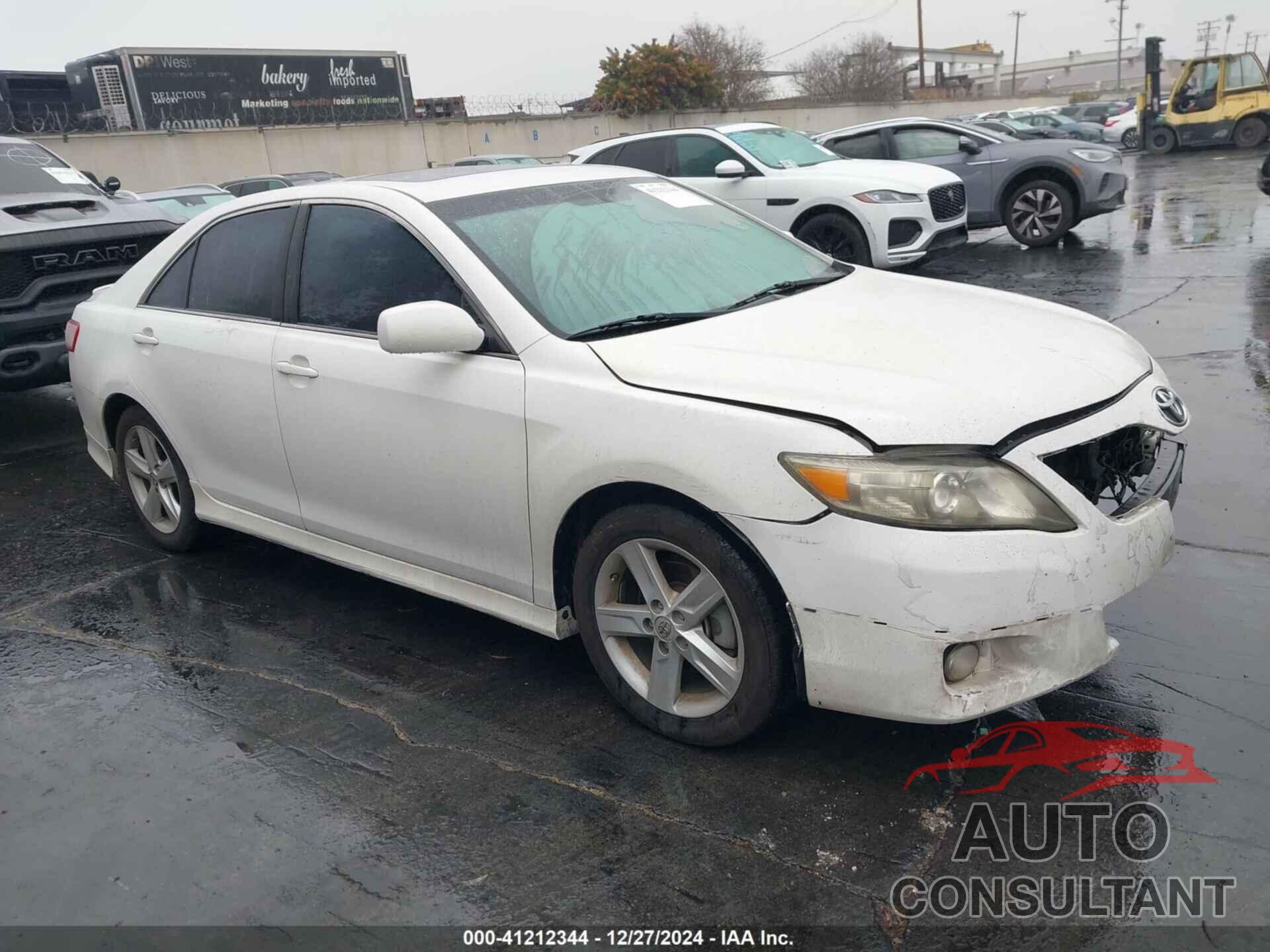 TOYOTA CAMRY 2011 - 4T1BF3EK2BU673673