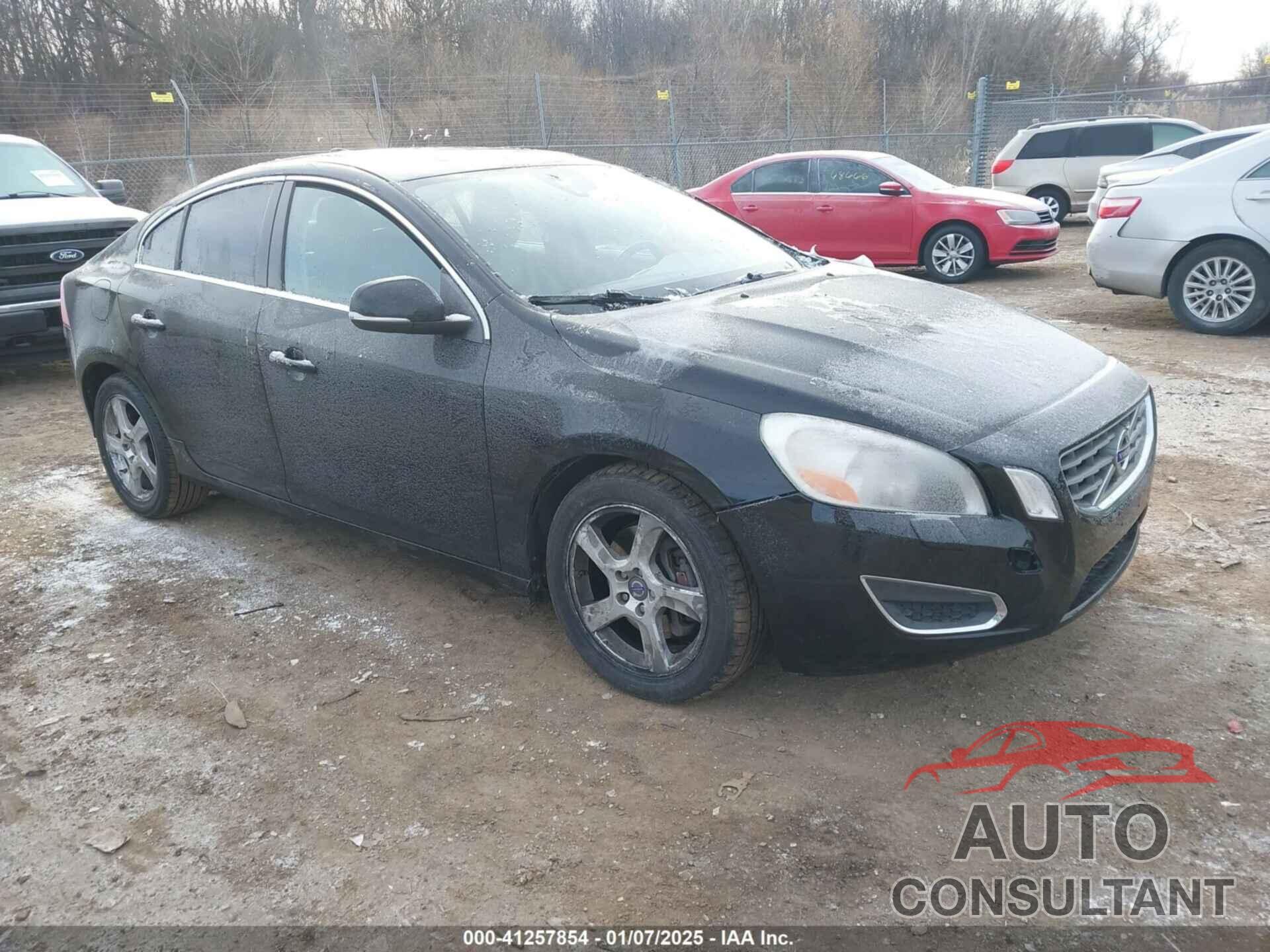 VOLVO S60 2013 - YV1612FSXD1228786