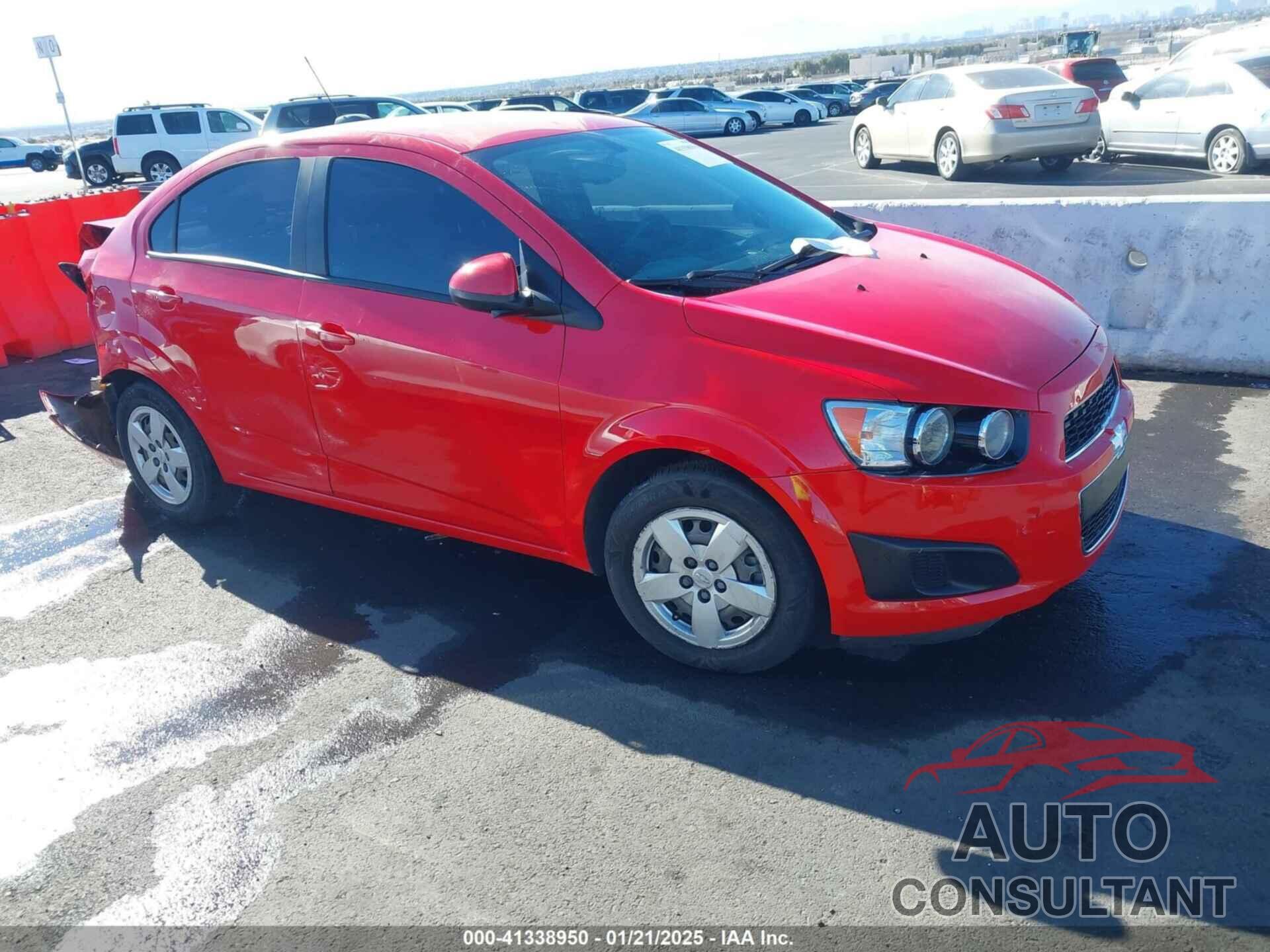 CHEVROLET SONIC 2015 - 1G1JA5SH2F4139817