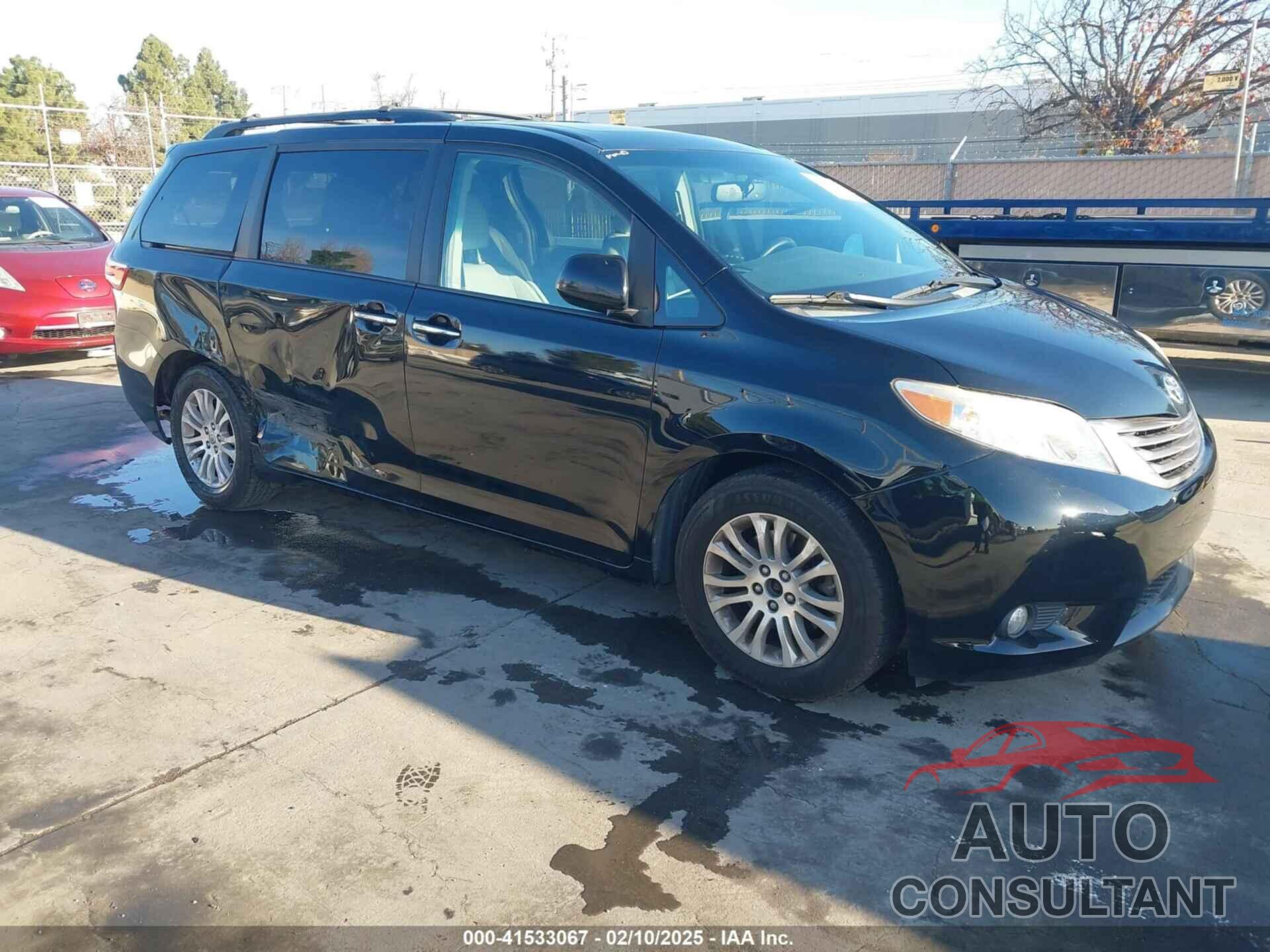 TOYOTA SIENNA 2015 - 5TDYK3DC4FS654170