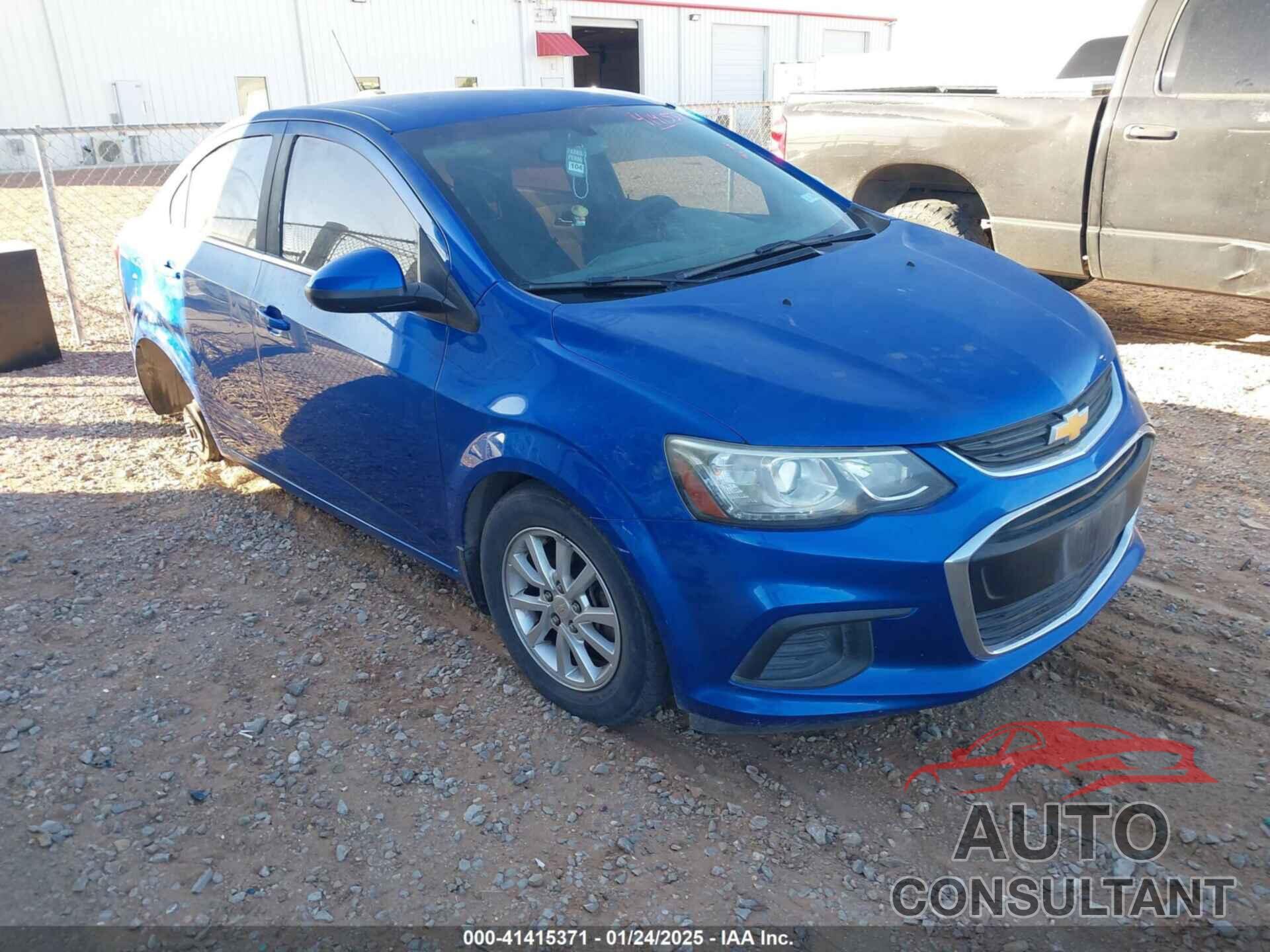 CHEVROLET SONIC 2017 - 1G1JD5SH7H4144456