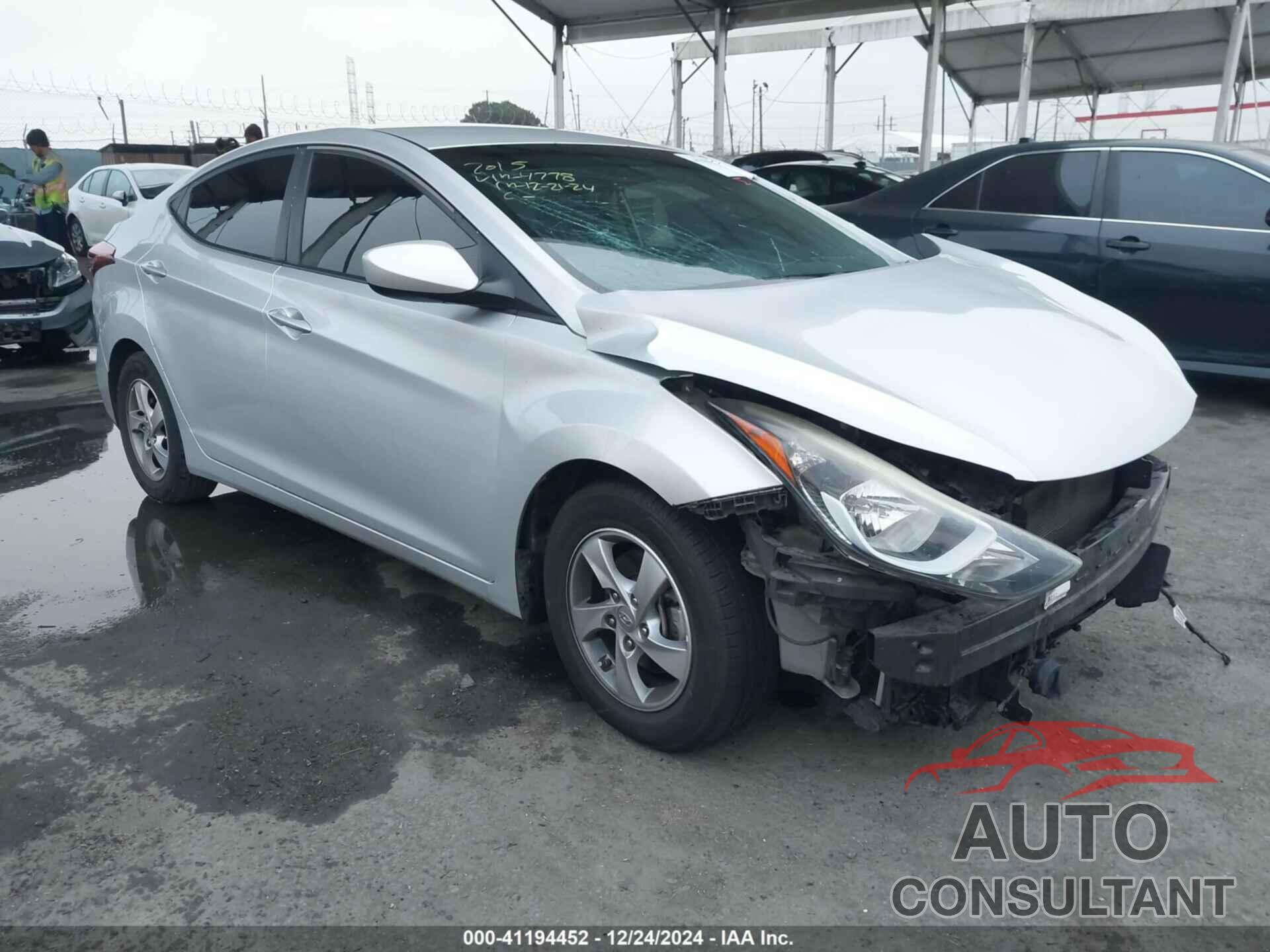 HYUNDAI ELANTRA 2015 - 5NPDH4AE0FH614778